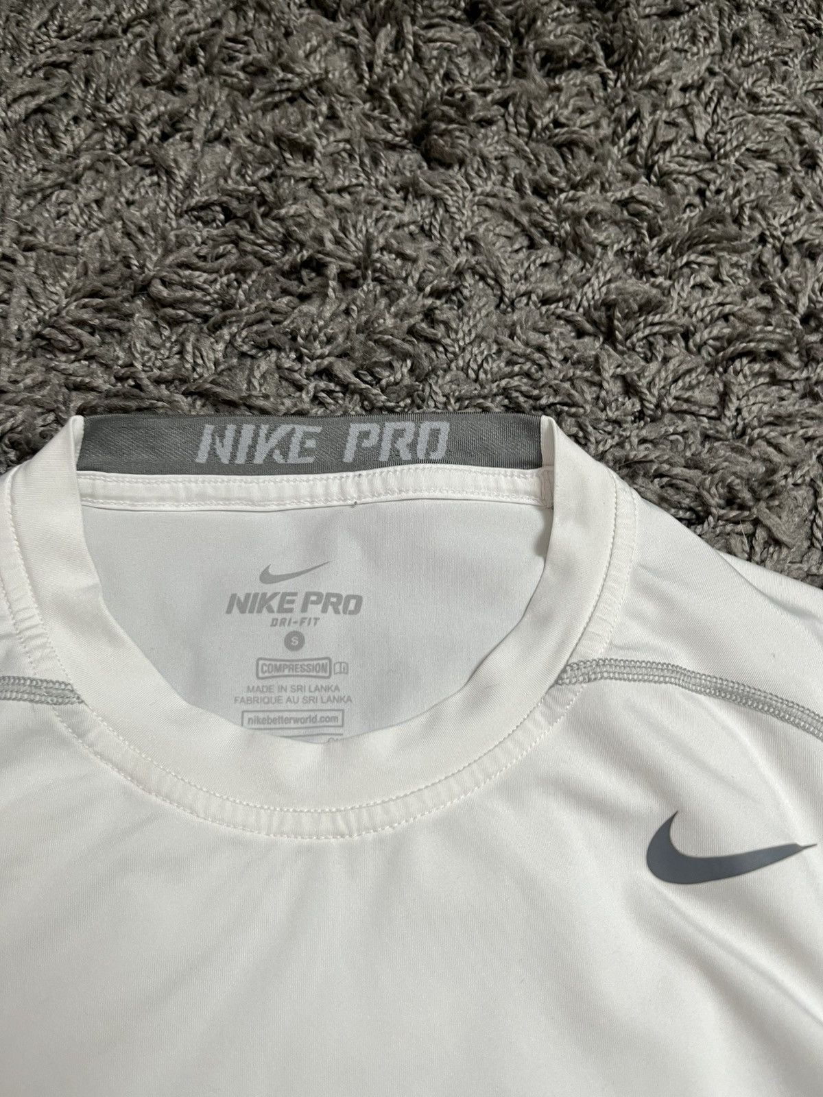 Nike Nike Pro Combat Compression T-Shirt White Size US S / EU 44-46 / 1 - 6 Thumbnail