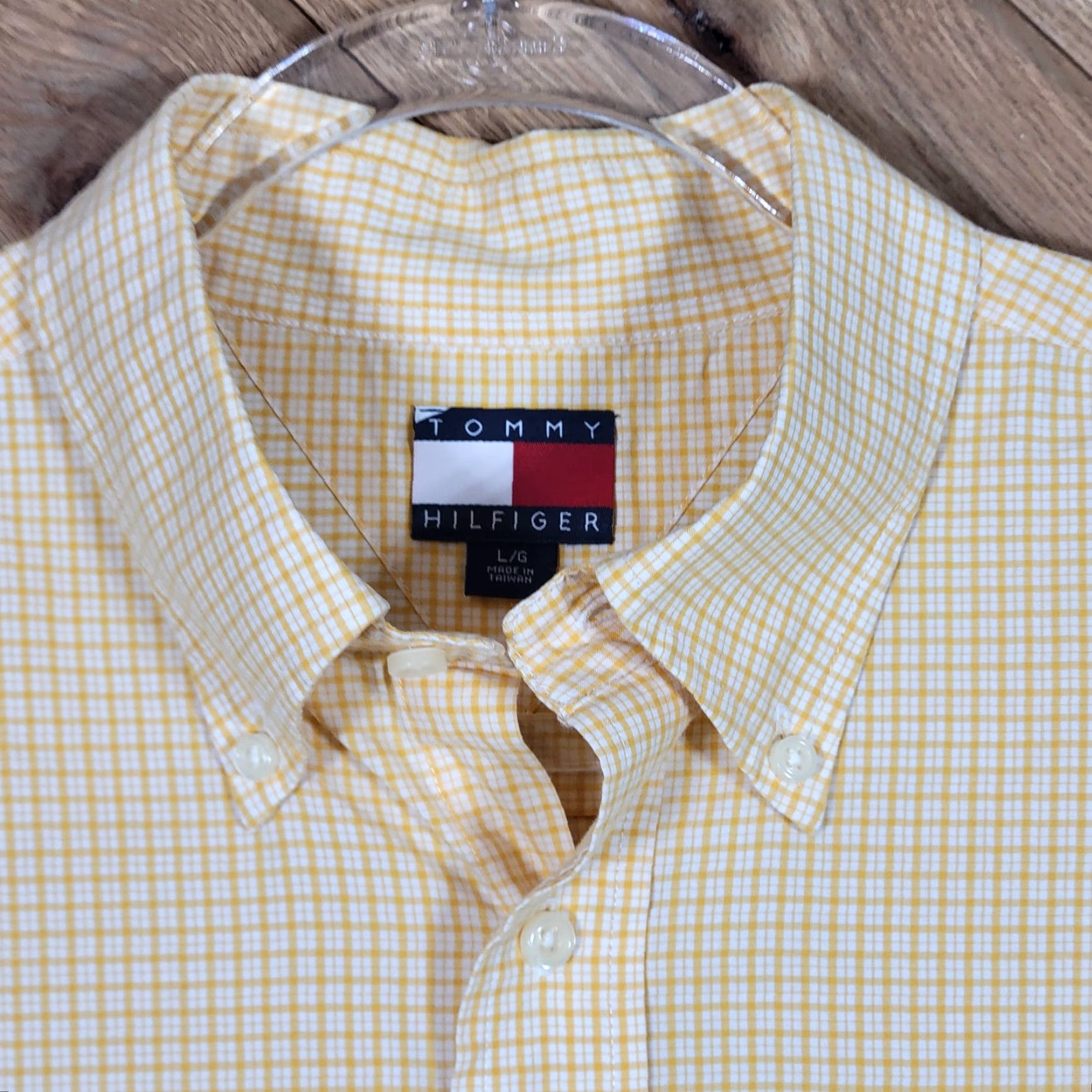 Tommy Hilfiger Tommy Hilfiger Mens Shirt Button-Down Plaid Flag Yellow White Multicolor Large L Shirt Mens Flag Plaid Button-Down 100% Cotton Regular Fit Long Sleeve Size US L / EU 52-54 / 3 - 7 Thumbnail