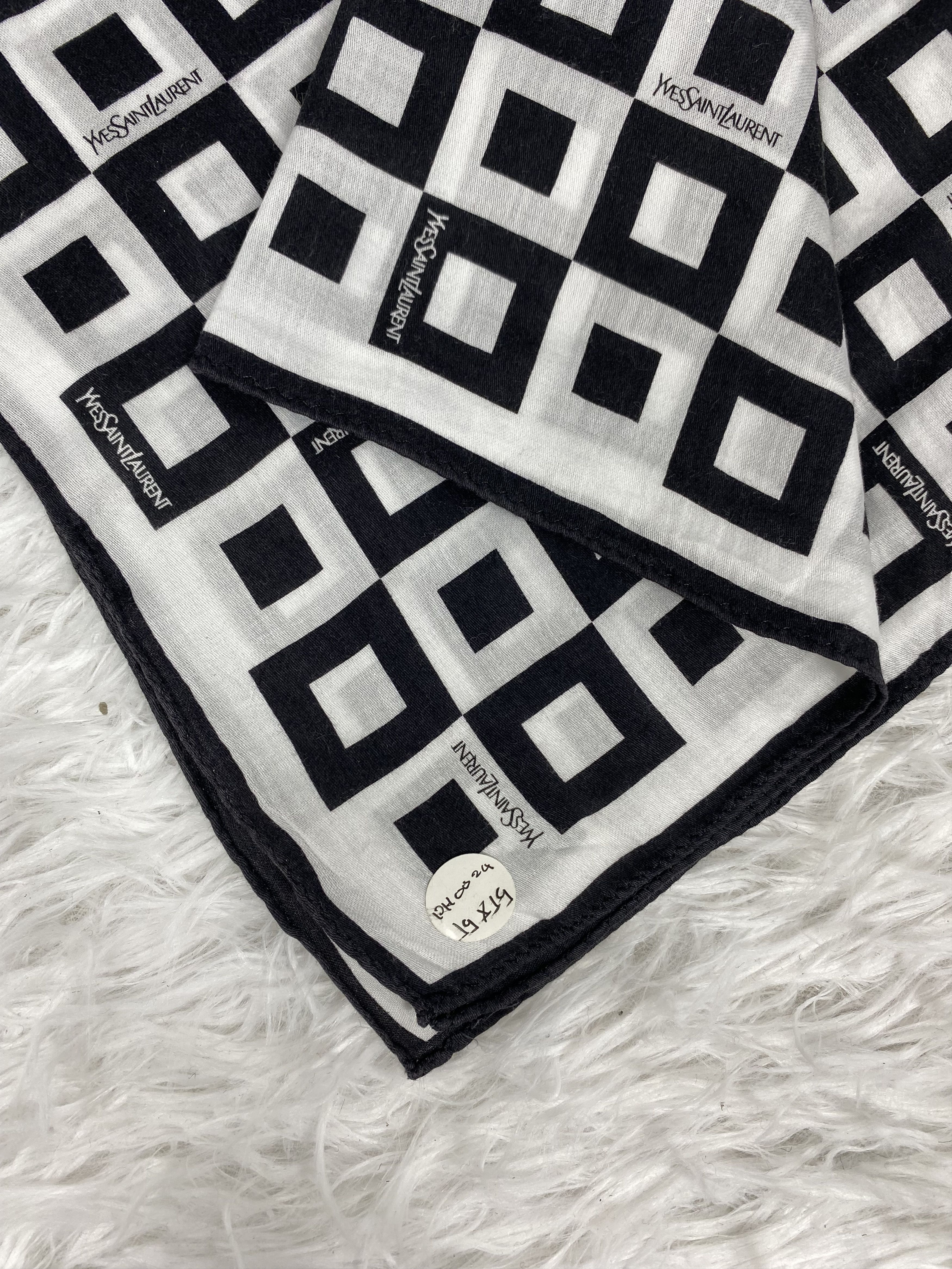 Vintage × Yves Saint Laurent Vintage Yves Saint Lauren Handkerchief PH0024 Size ONE SIZE - 2 Thumbnail