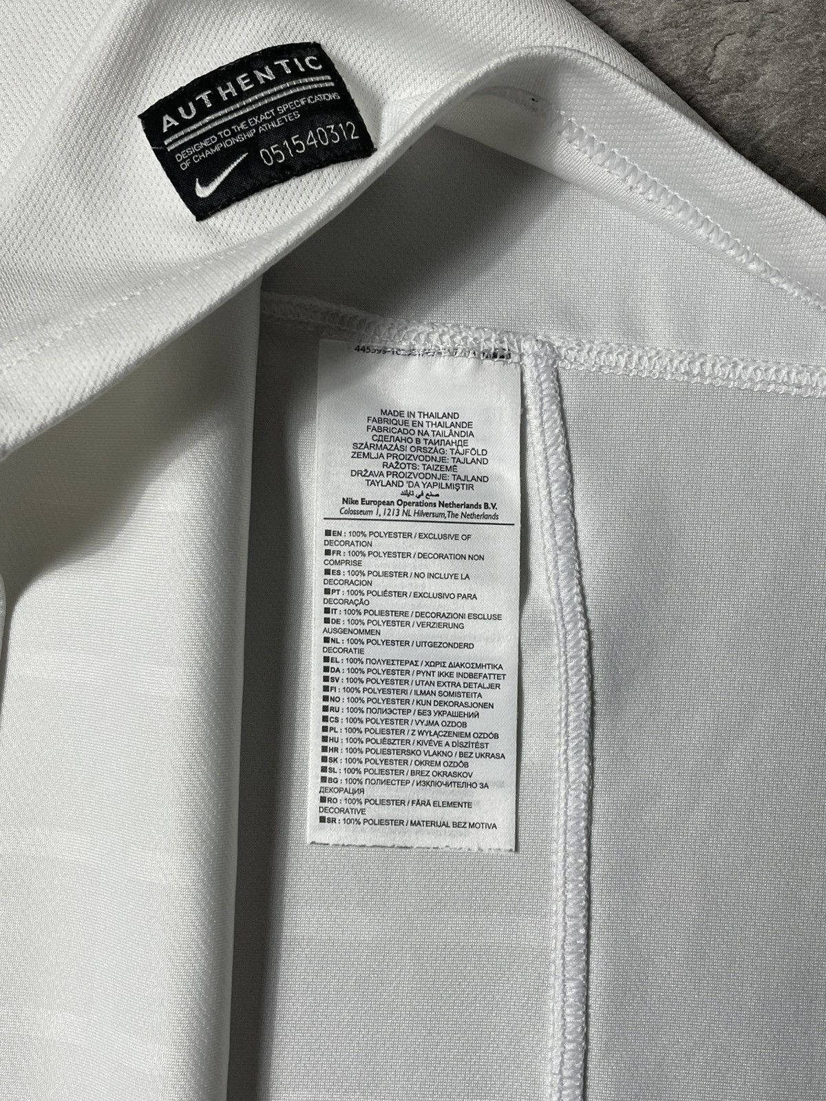 Nike Nike England O2 2011 2012 Home Soccer Jersey Rugby T-Shirt Size US L / EU 52-54 / 3 - 7 Thumbnail