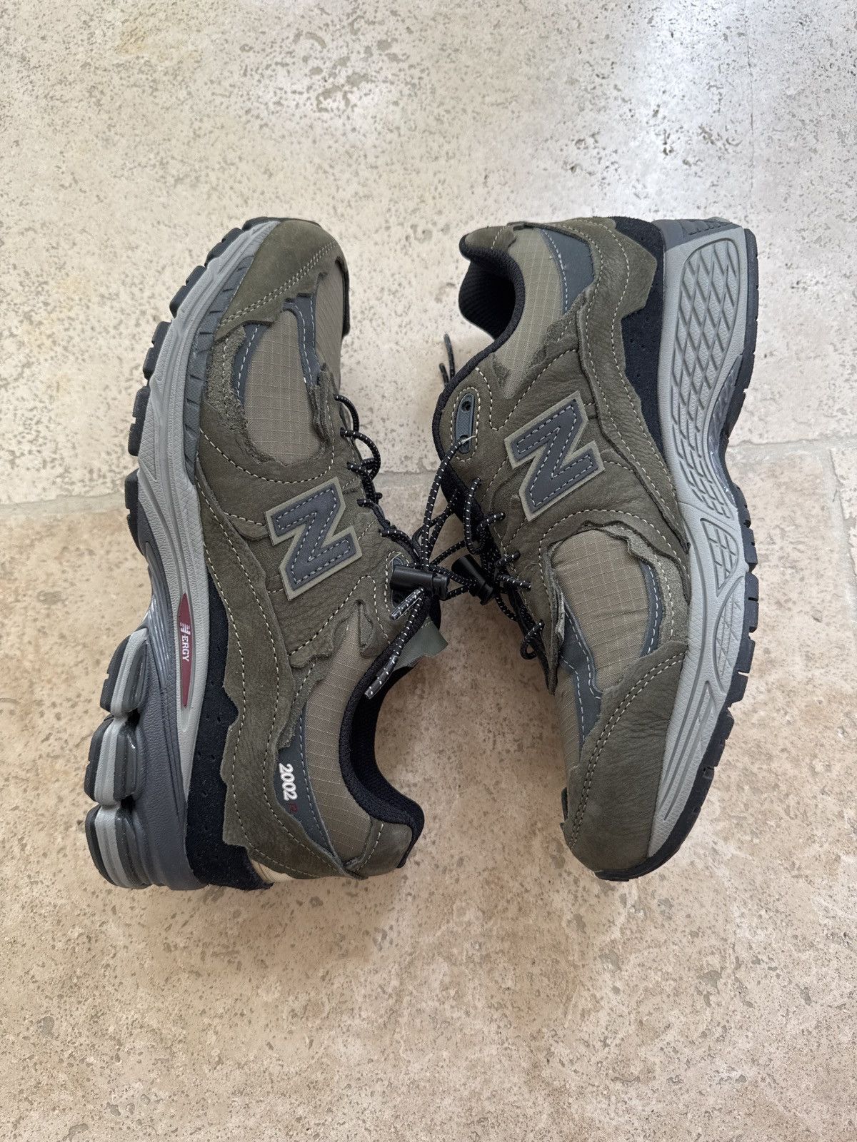 New Balance 2002R 'Protection Pack - Dark Moss' UK 7.5 BRAND NEW Size US 8.5 / EU 41-42 - 2 Thumbnail