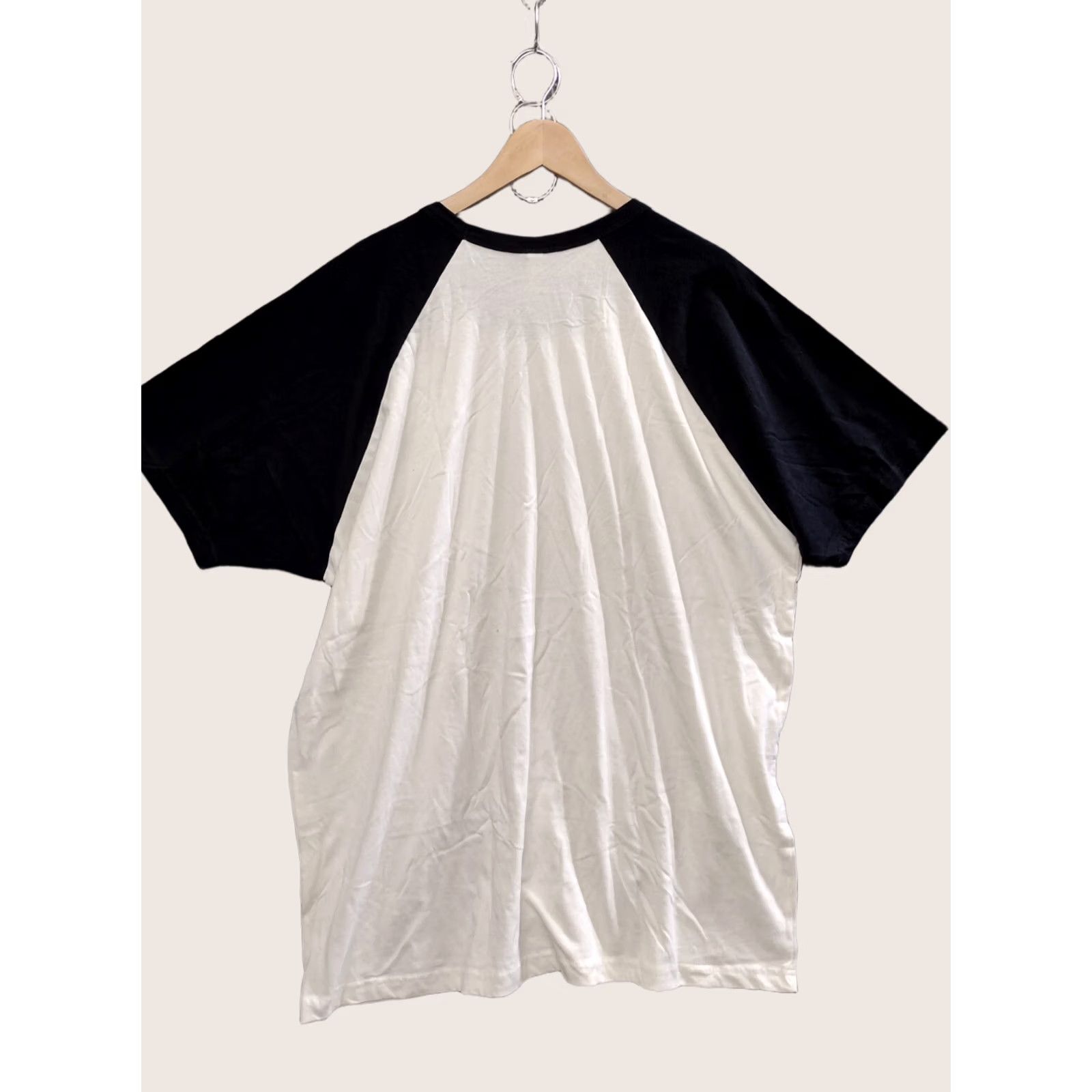 Next Level Next Level T-Shirt Raglan Colorblock Black/White 3XL Adults Unisex Crew Neck Short Sleeve 80s Colorblock Polyester Blend Size US XXL / EU 58 / 5 - 1 Thumbnail