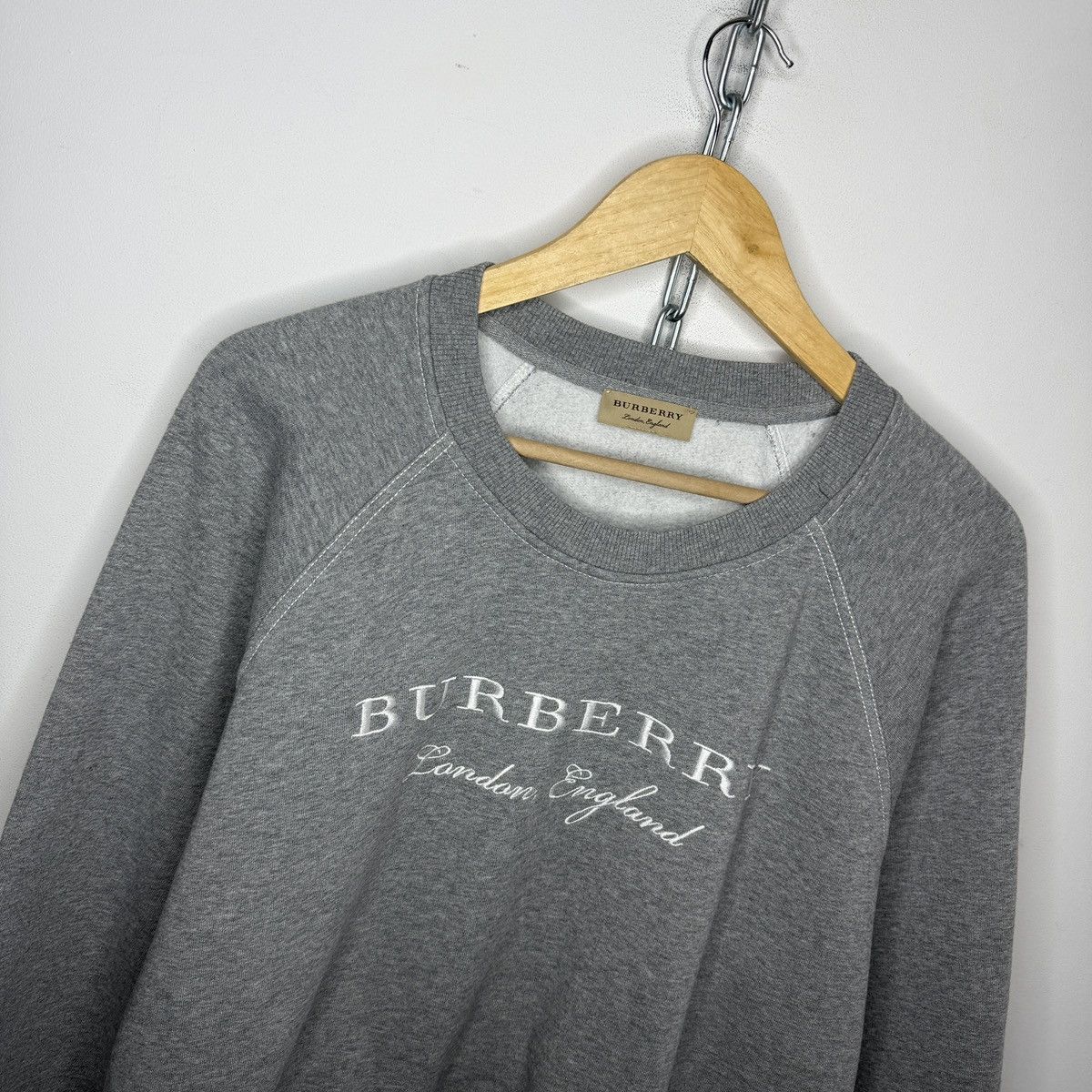 Burberry Burberry Gray Sweatshirt Spellout Logo Size M / US 6-8 / IT 42-44 - 4 Thumbnail