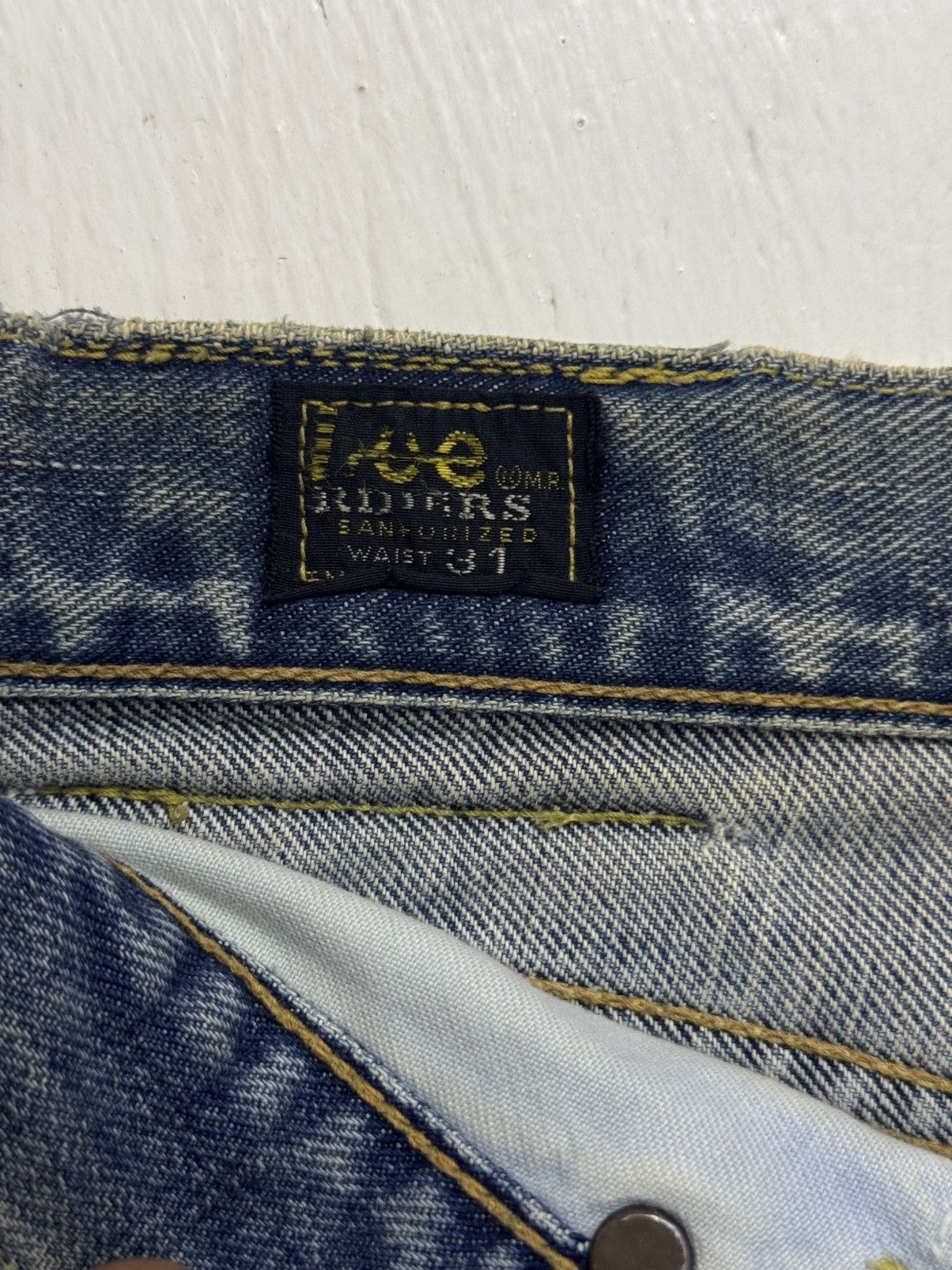 Lee × Vintage Vintage Lee Denim Sunfaded Size US 33 - 6 Thumbnail