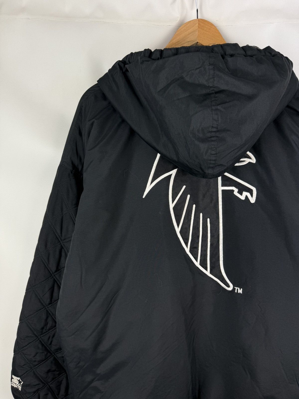 Starter Vintage Starter NFL Atlanta Falcons Hooded Bomber Jacket 90s Size US L / EU 52-54 / 3 - 17 Thumbnail