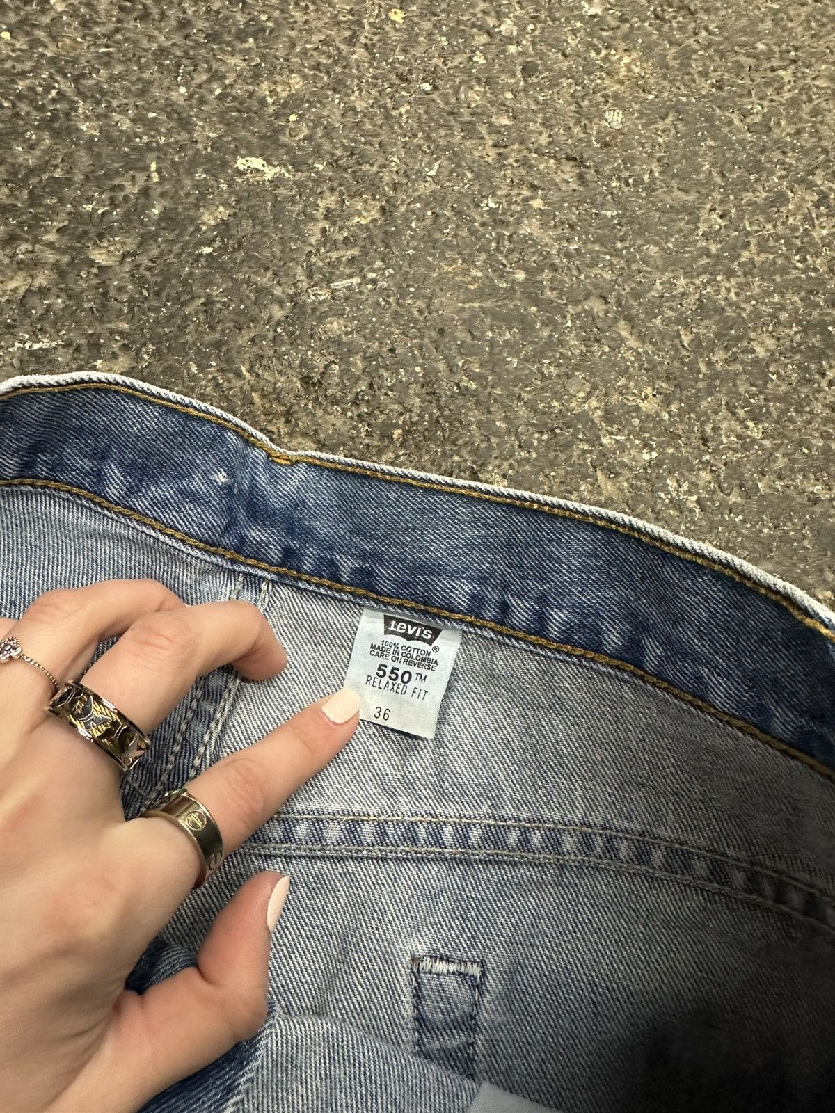 Levi's × Vintage Y2K Levi’s 550 jorts Size US 35 - 4 Thumbnail