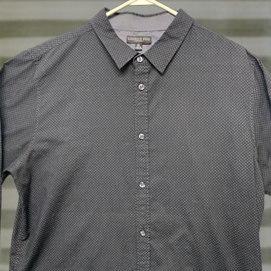 London Fog London Fog Button Up Shirt Mens XL Black Floral Long Sleeve Size XL Size US XL / EU 56 / 4 - 1 Thumbnail