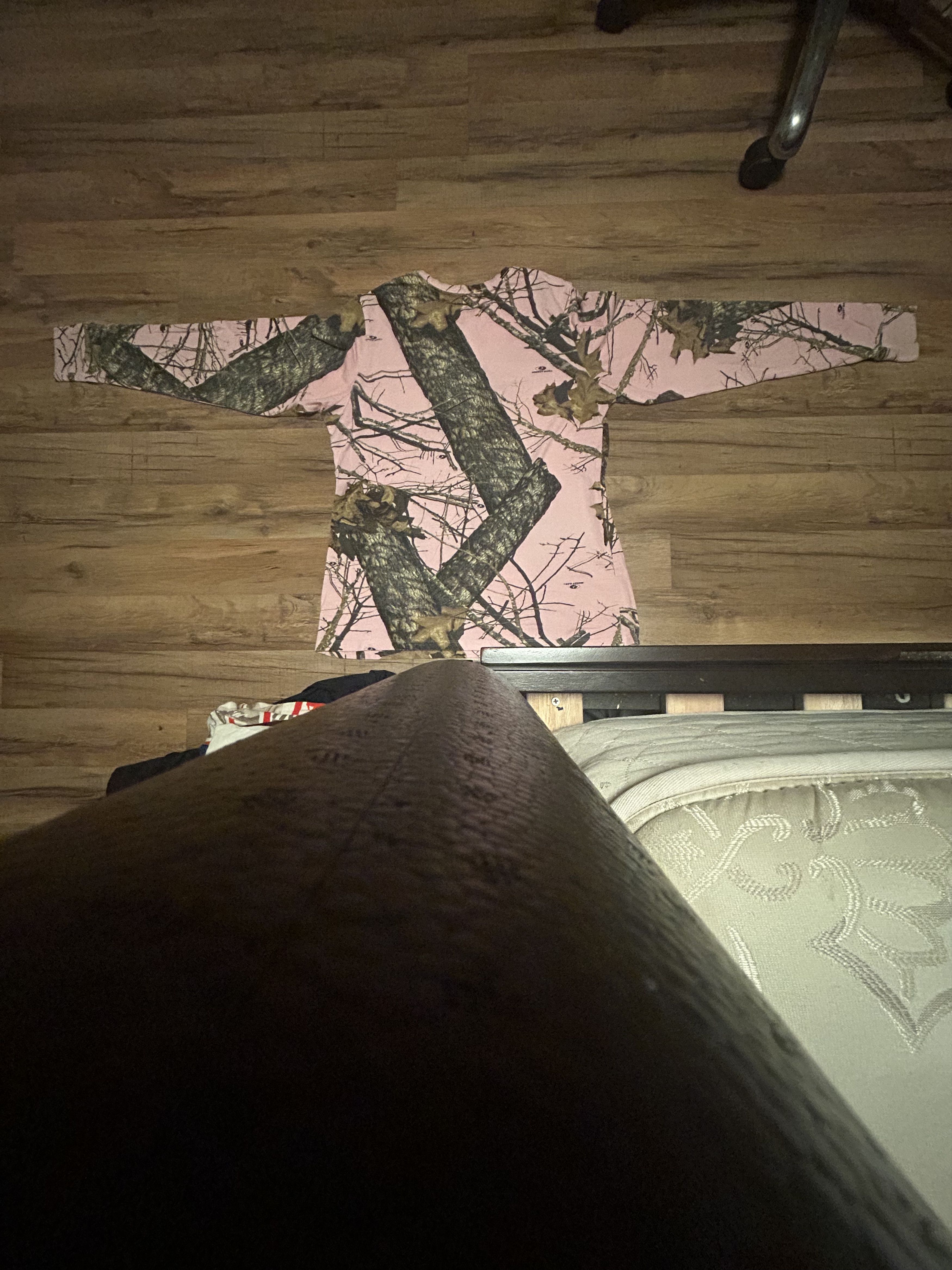 Other pink camo shirt Size US M / EU 48-50 / 2 - 1 Thumbnail