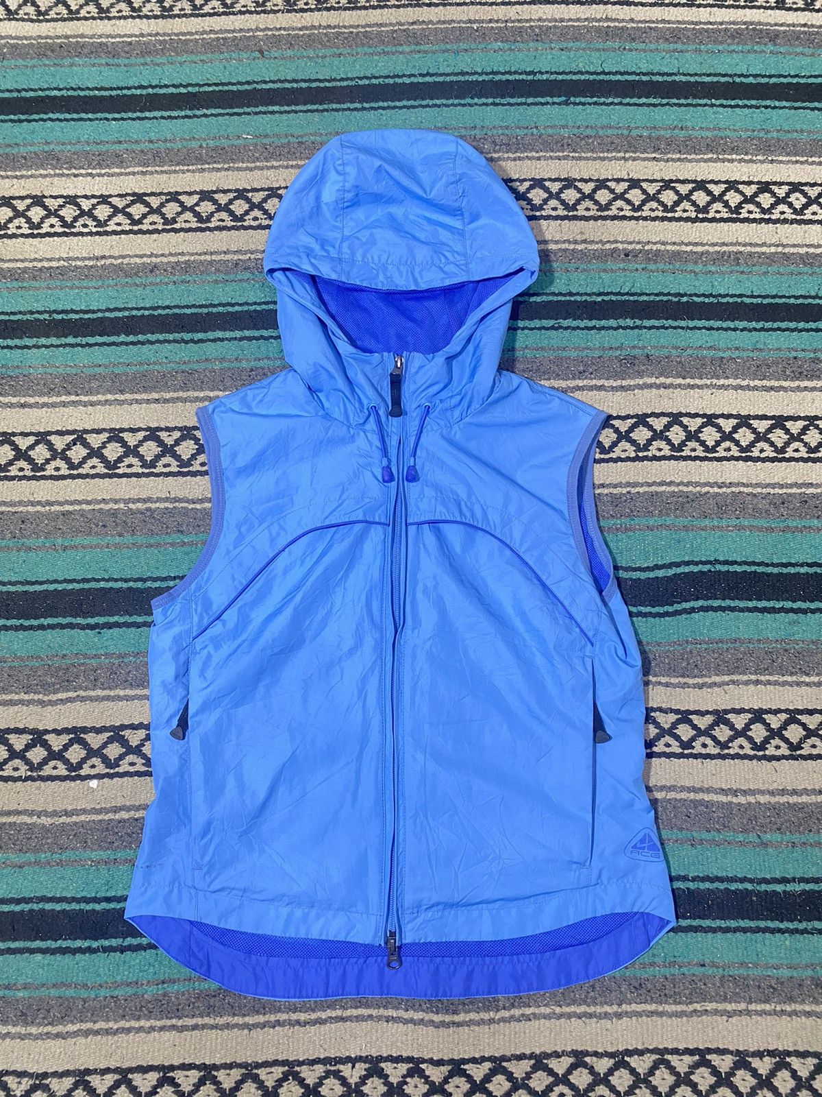Nike ACG NIKE ACG Blue Hooded Vest Size M / US 6-8 / IT 42-44 - 1 Thumbnail