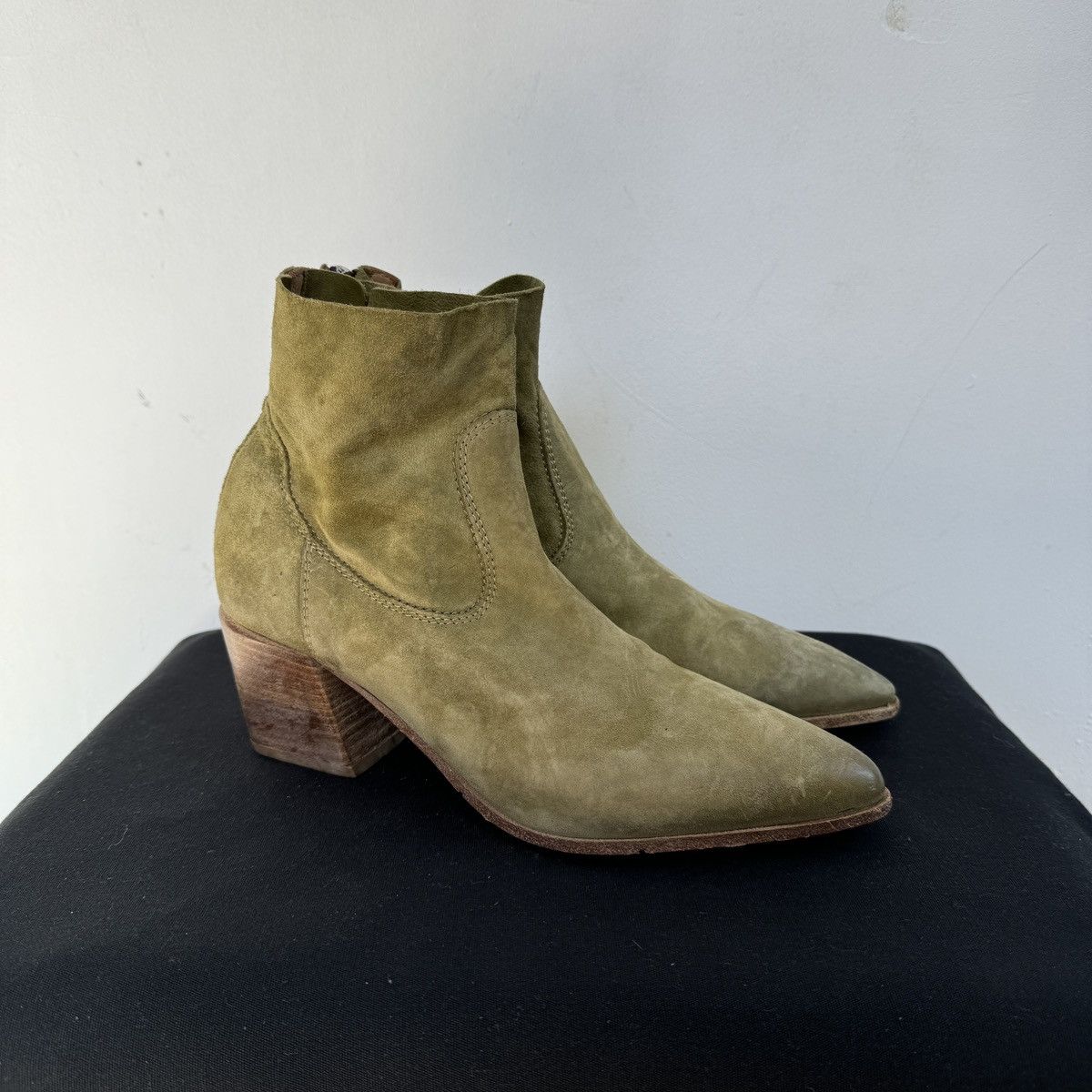 image of Avant Garde x Moma Lucrezia Ankle Green Boots, Women's (Size 8)