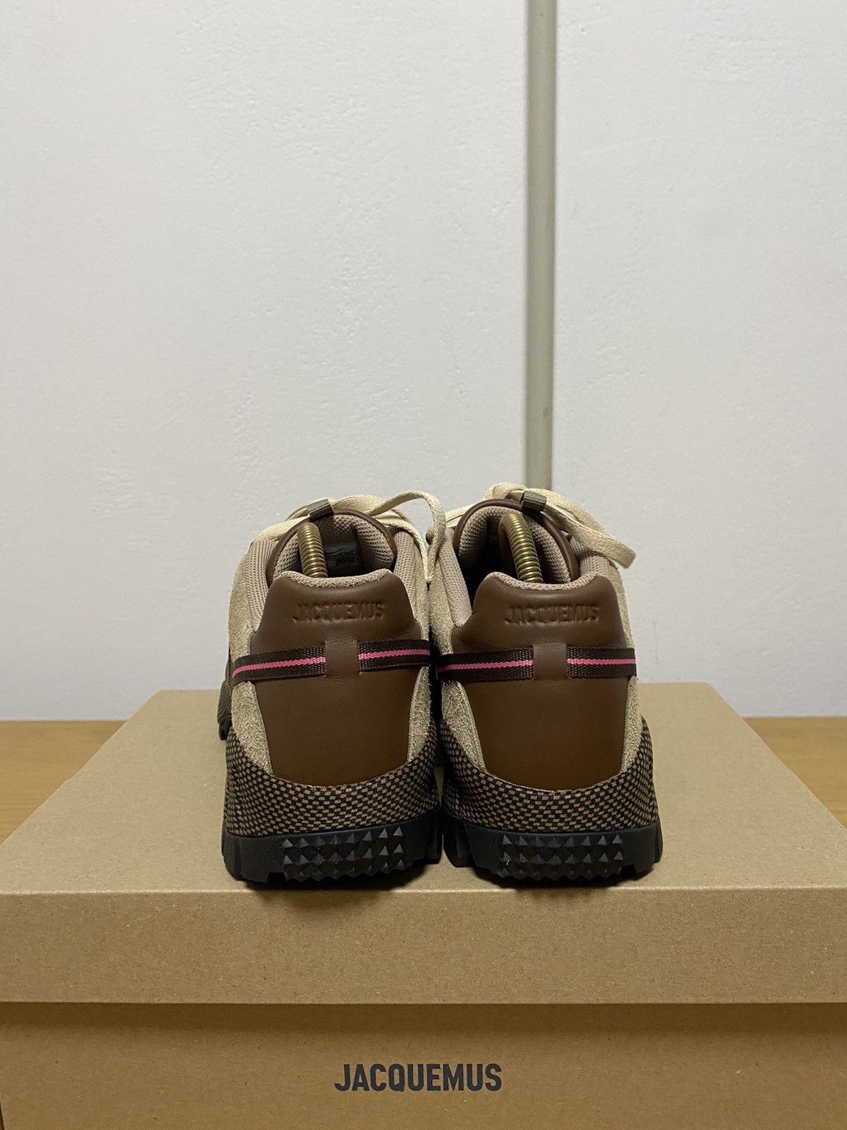 Jacquemus × Nike Nike x Jacquemus Air Humara LX Ale Brown Gold Size US 10.5 / EU 43-44 - 4 Thumbnail
