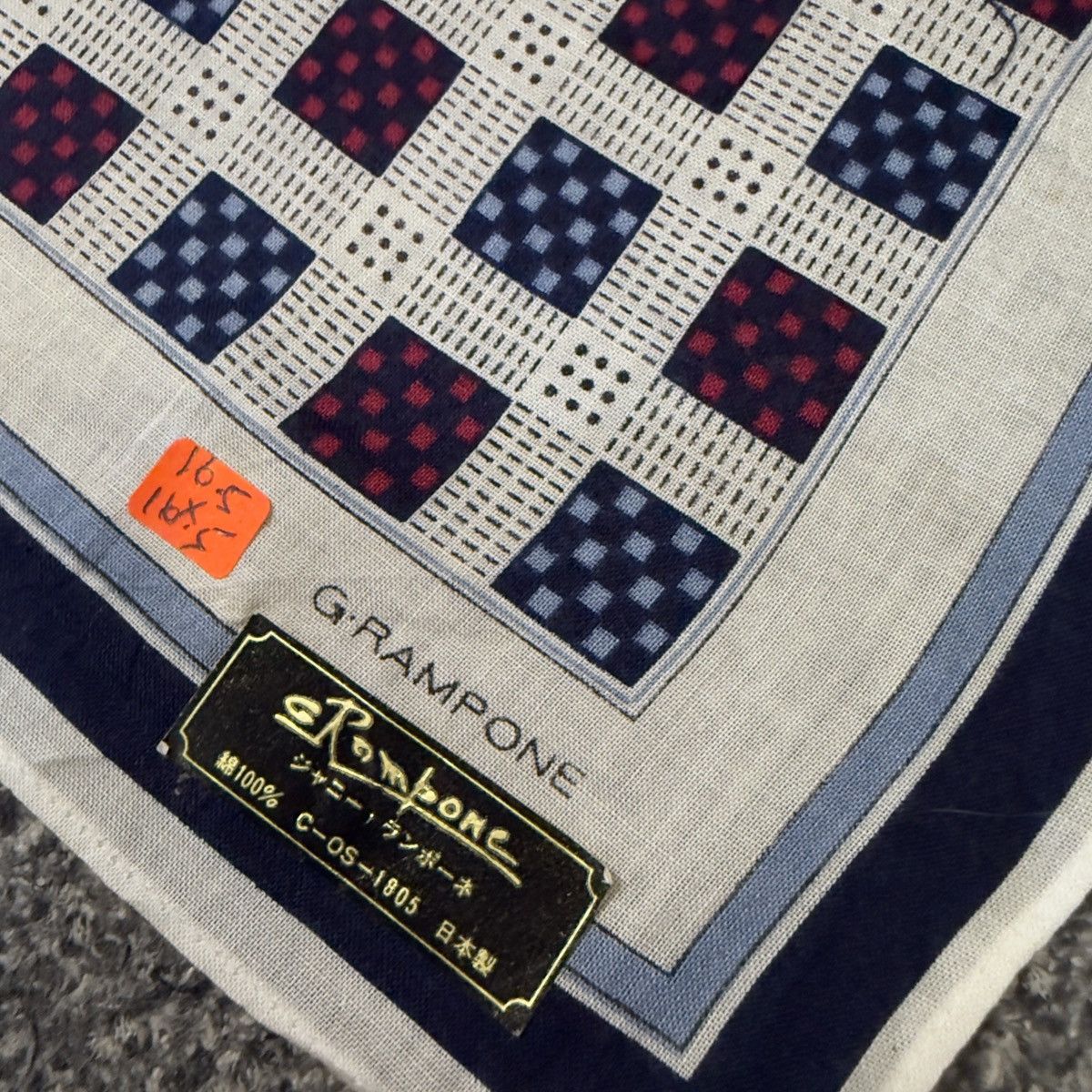 Vintage 🔥 Handkerchief | Neckerchief | Bandana | Pocket-square | Size ONE SIZE - 4 Thumbnail