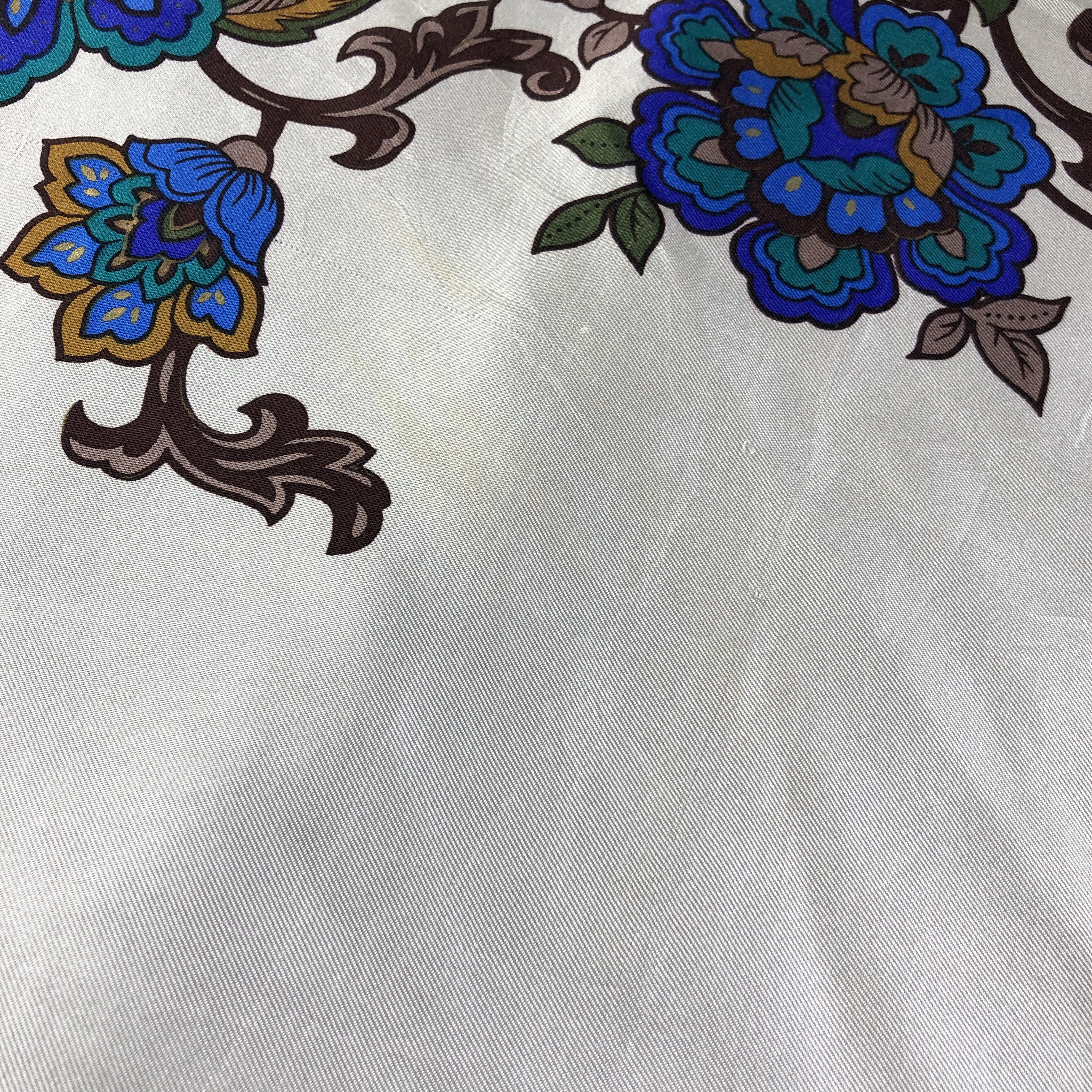 Jean-Louis Scherrer Jean Louis Scherrer Floral Silk Scarf M791 Size ONE SIZE - 7 Thumbnail