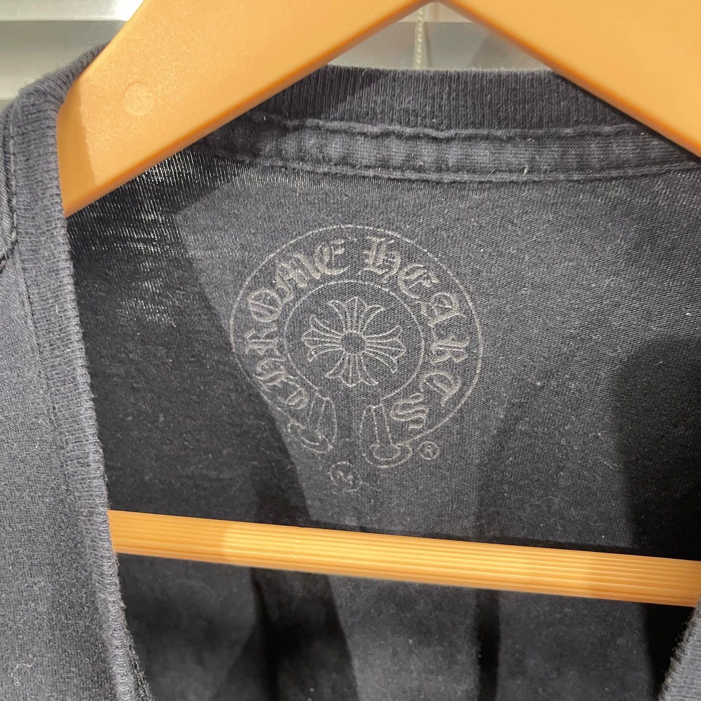 Chrome Hearts Chrome Hearts Black Scroll 5-Sword Print SS Tee Size US M / EU 48-50 / 2 - 3 Thumbnail
