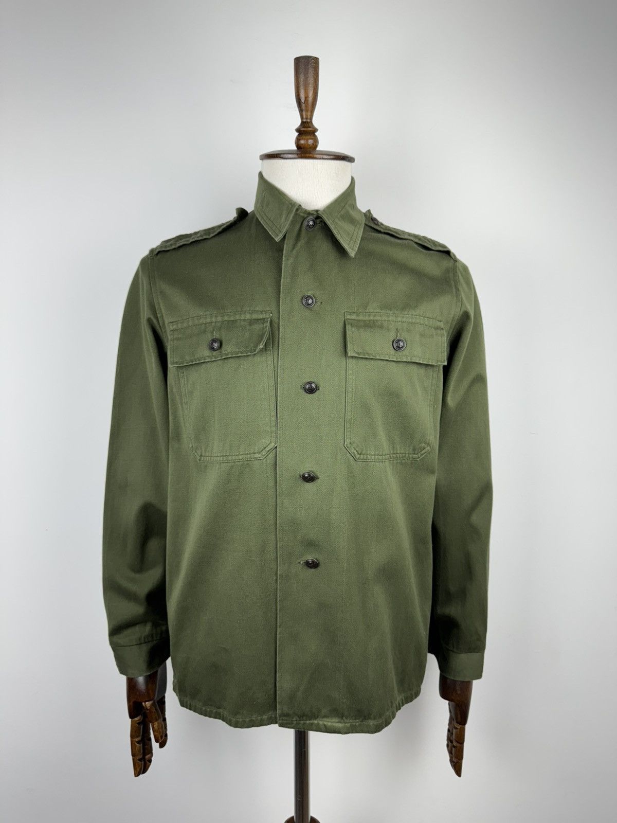 Other Men’s Vintage Unbranded 60’ Military Long Sleeve Khaki Shirt Size US M / EU 48-50 / 2 - 1 Thumbnail