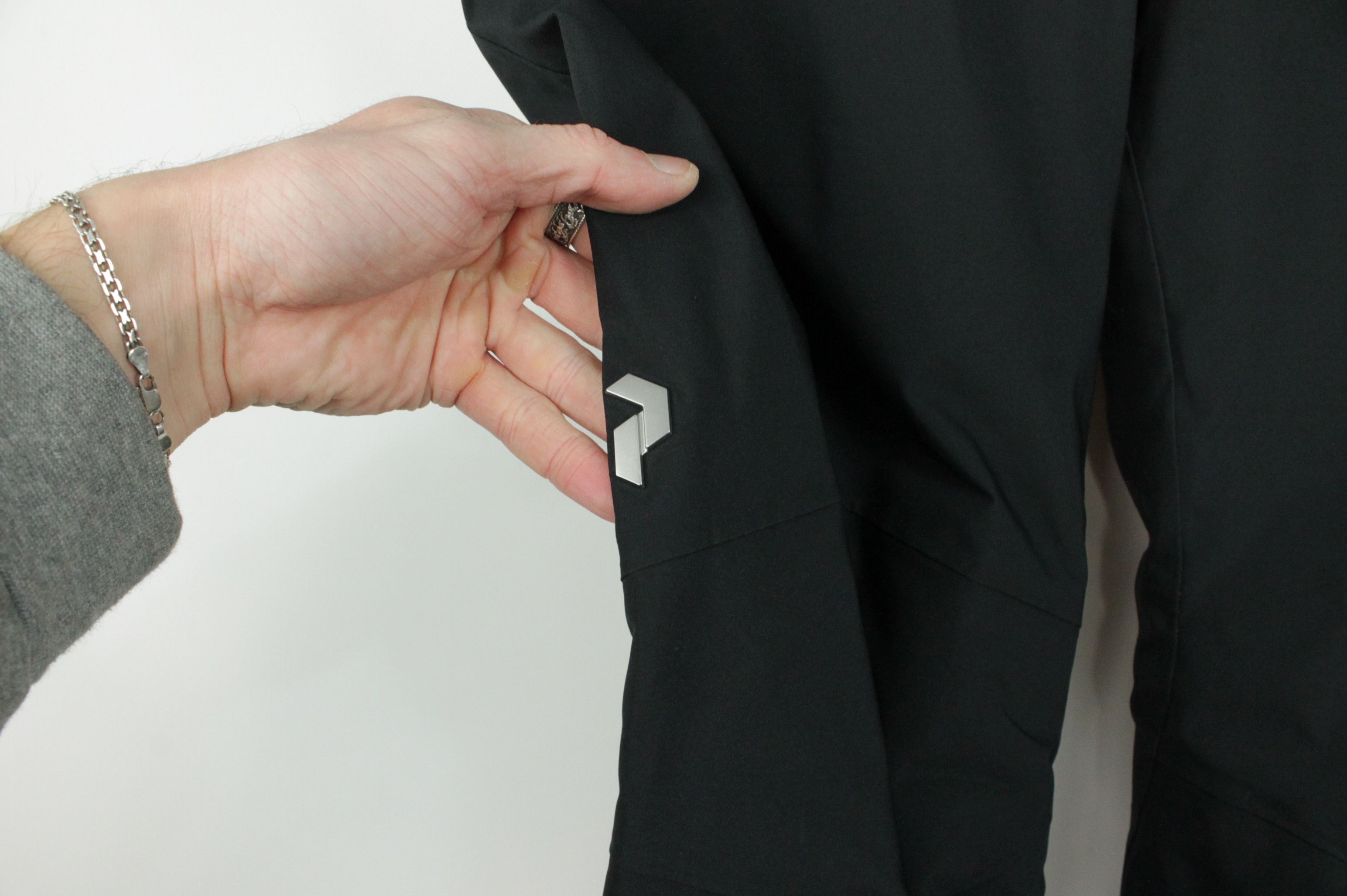 Peak Performance Peak Perfomance Maroon Ski Black Winter Snow Men's Pants Size US 42 / EU 58 - 4 Thumbnail