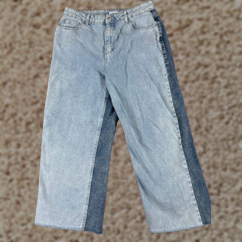 Forever 21 Forever 21 Jeans Women Wide-Leg Denim 30x24 Blue High Rise 30 5-Pocket Regular Size Type: Jeans Size 30" / US 8 / IT 44 - 1 Thumbnail