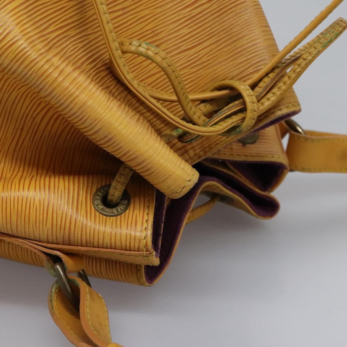 Louis Vuitton LOUIS VUITTON Epi Petit Noe Shoulder Bag Yellow M44109 Size ONE SIZE - 6 Thumbnail
