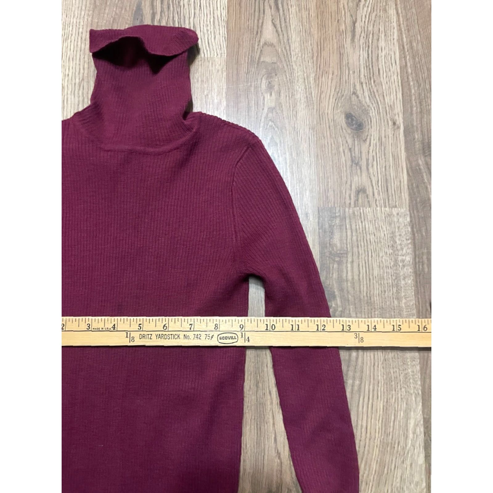 Vintage Ambiance Apparel Shirt Women's Size Small Maroon Long Sleeve Turtleneck Shirt Casual Modern Womens Size S / US 4 / IT 40 - 3 Thumbnail