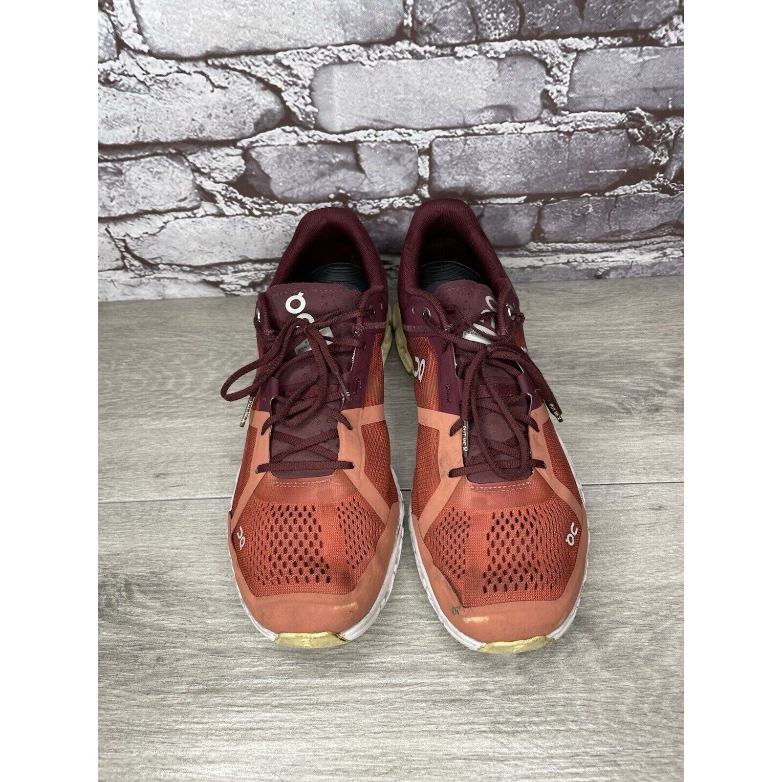 On On Cloudflow Flare Dawn Burgundy Red Synthetic Lace Gym Shoe Size US 9.5 / EU 42-43 - 23 Thumbnail