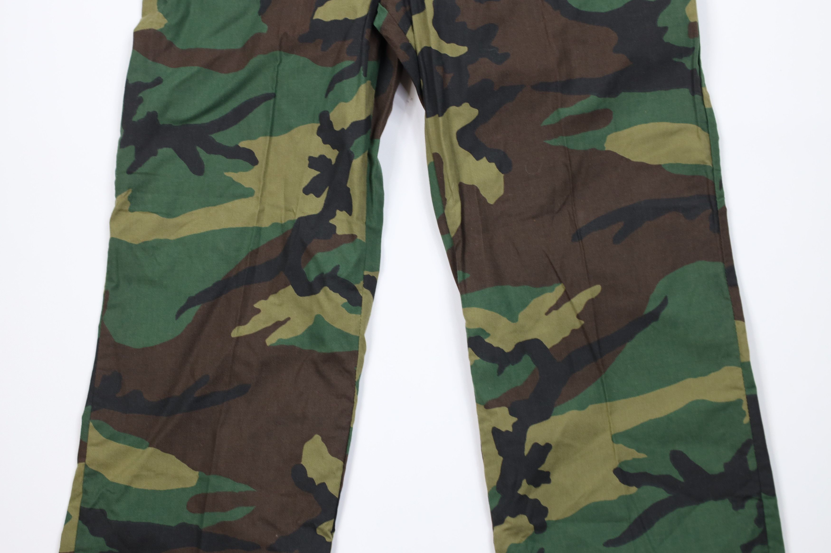 Vintage Vintage 70s 80s Streetwear Camouflage Utility Wide Leg Pants Size US 36 / EU 52 - 3 Thumbnail