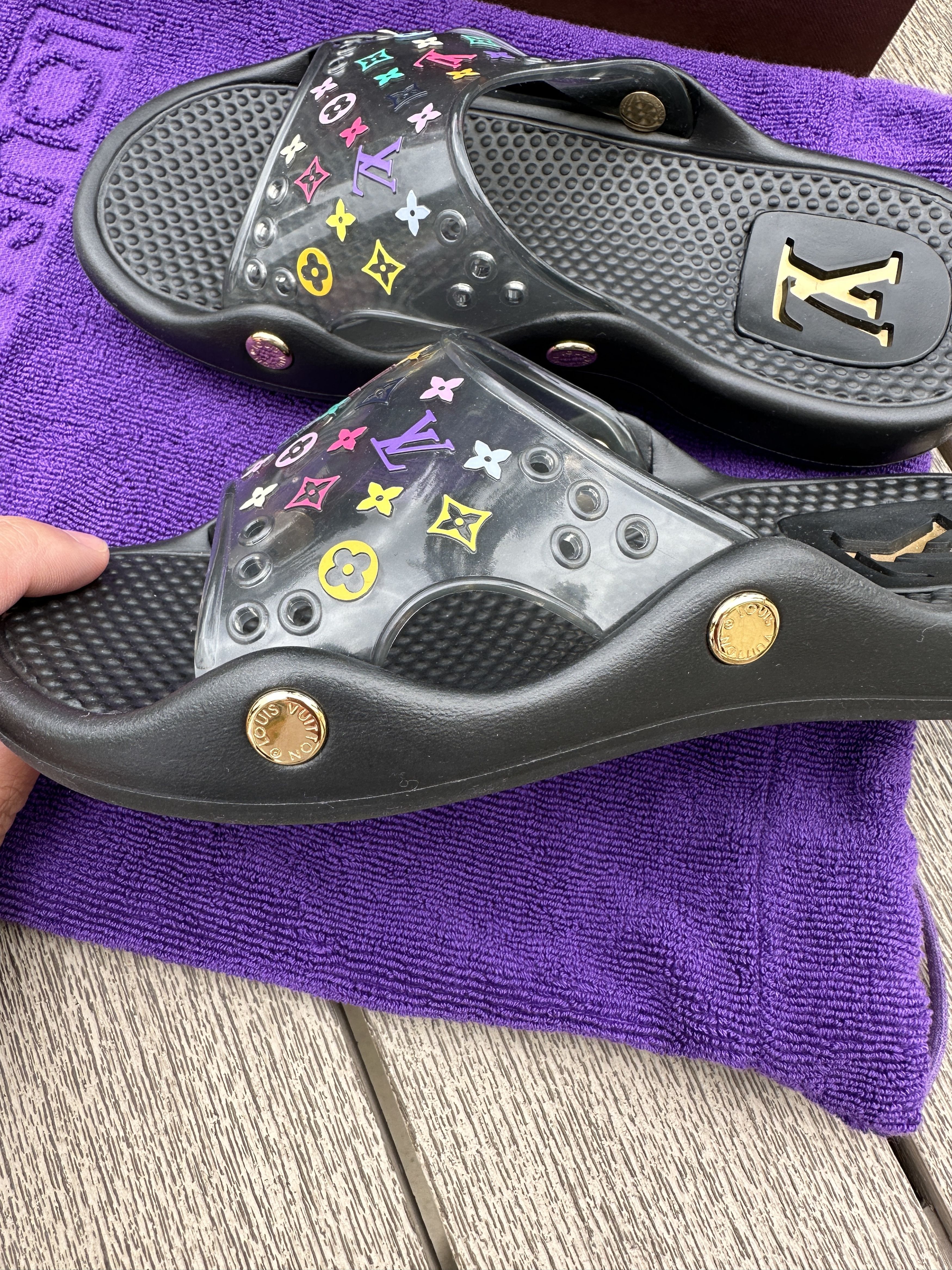 Louis Vuitton × Takashi Murakami Louis Vuitton x Murakami Flip Flops Sandals Shoes Multicolor Size US 5 / IT 35 - 5 Thumbnail