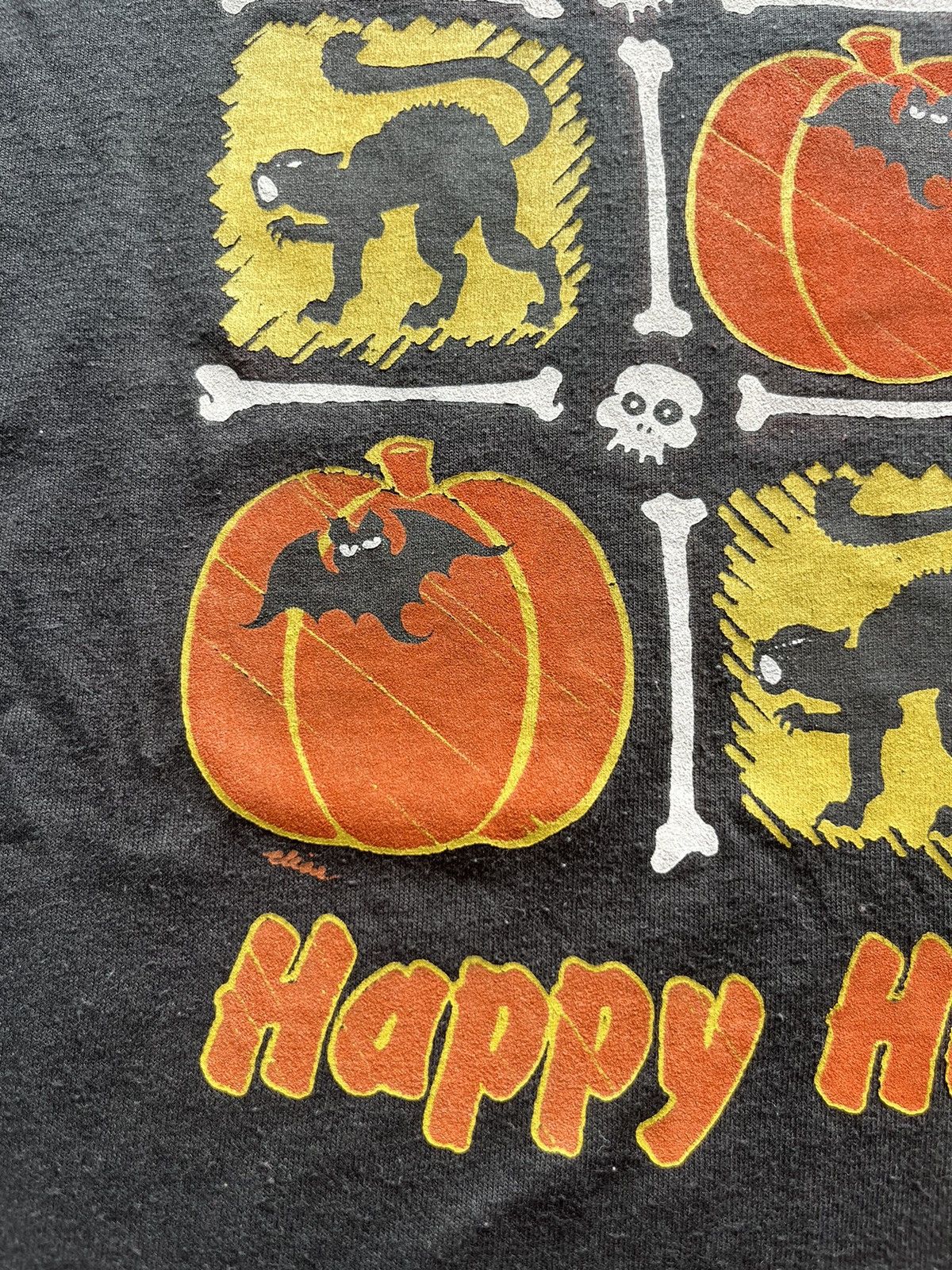 Vintage Vintage Happy Halloween Bat Cat Pumpkin skull Tshirt Size US XL / EU 56 / 4 - 5 Thumbnail