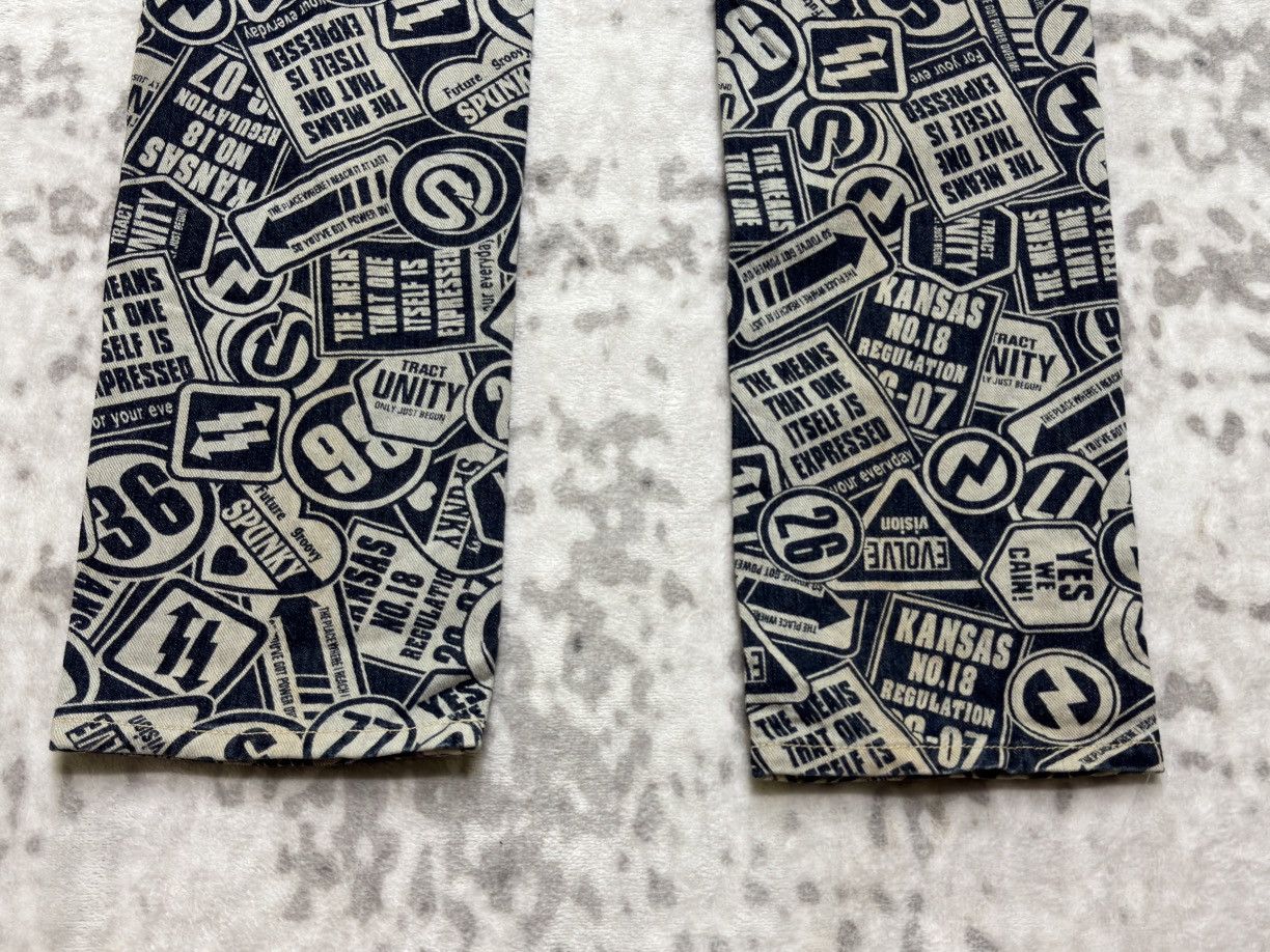 Japanese Brand Vintage Original Jeans All Over Print Low Rise Denim Jeans Size US 29 - 12 Thumbnail