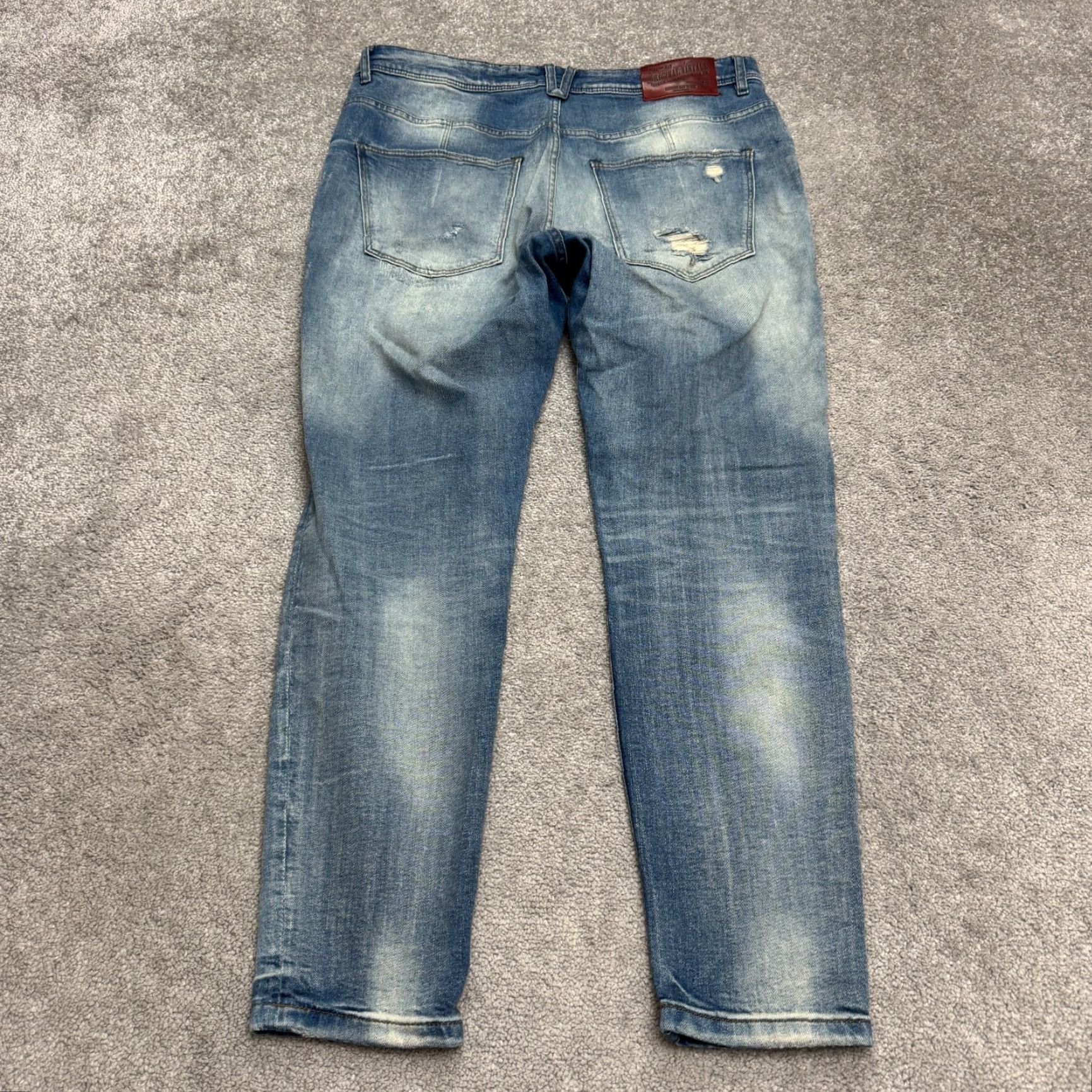 Zara VINTAGE Zara Man Original Denim Jeans Mens 36 Blue Distressed Stretch Tapered Jeans Size US 36 / EU 52 - 2 Thumbnail