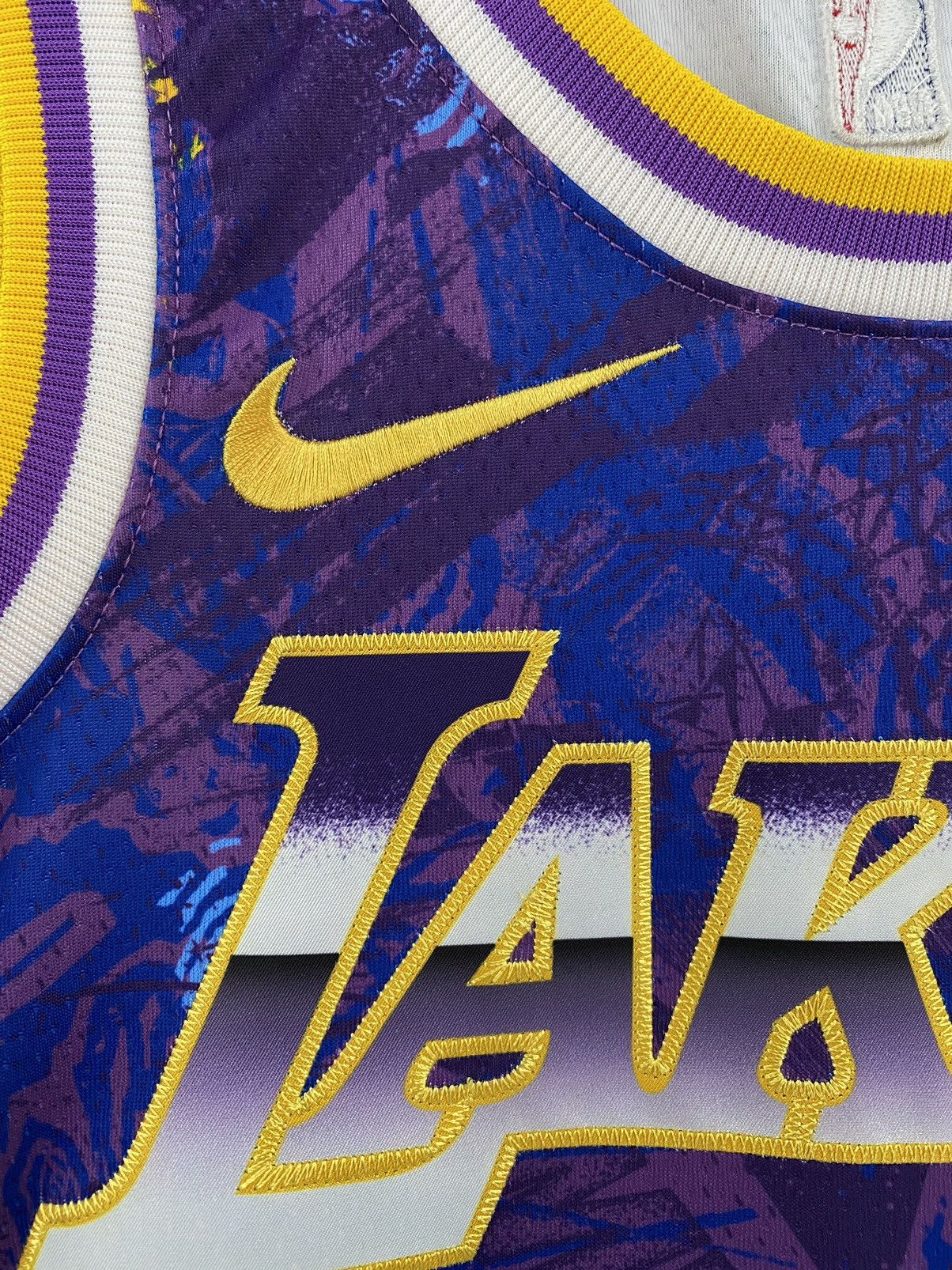 Nike New Nike LA Laker LeBron James Select Series Swingman Jersey Size US S / EU 44-46 / 1 - 3 Thumbnail
