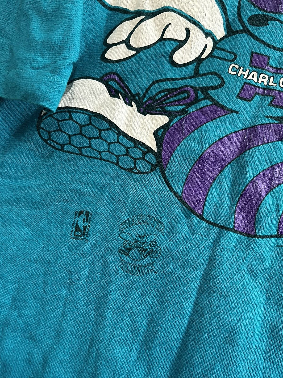 NBA Vintage 90s Starter NBA Charlotte Hornets Tshirt L Turqoise Size US L / EU 52-54 / 3 - 3 Thumbnail