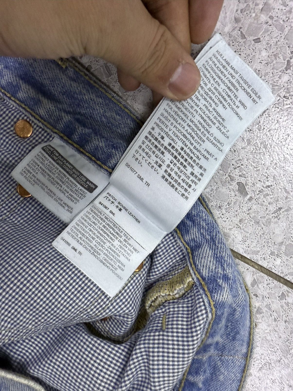 Vetements Vetements 18aw destroyed denim Size US 33 - 8 Thumbnail