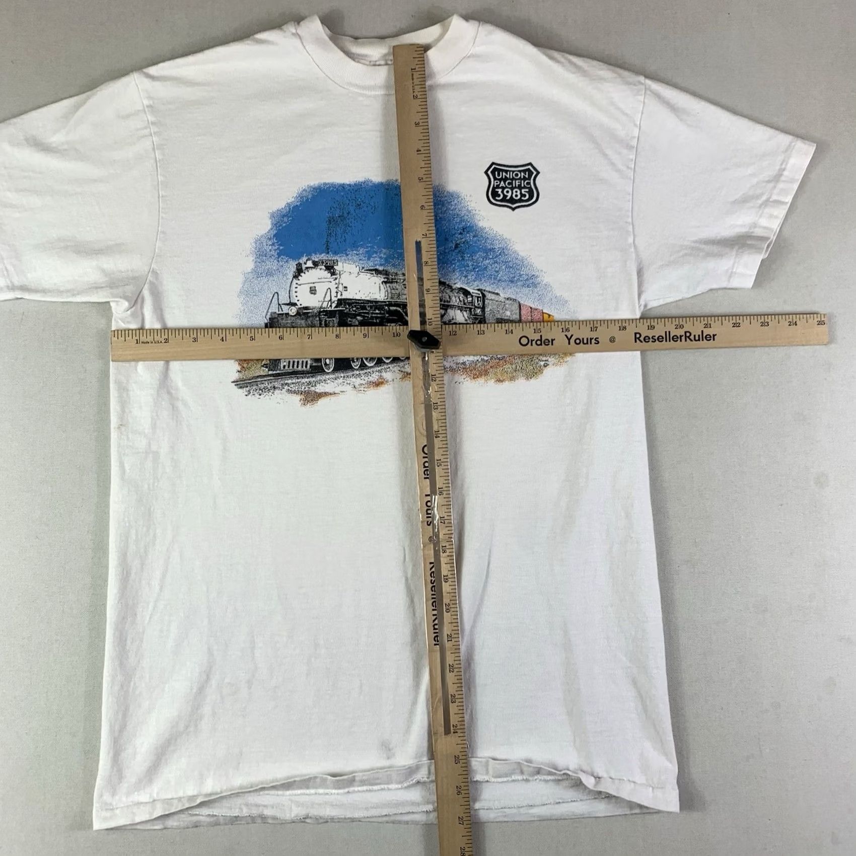 Hanes VINTAGE Hanes union pacific T-shirt Large White Railroad Single stitch beefy T mens Vtg Size US L / EU 52-54 / 3 - 4 Thumbnail