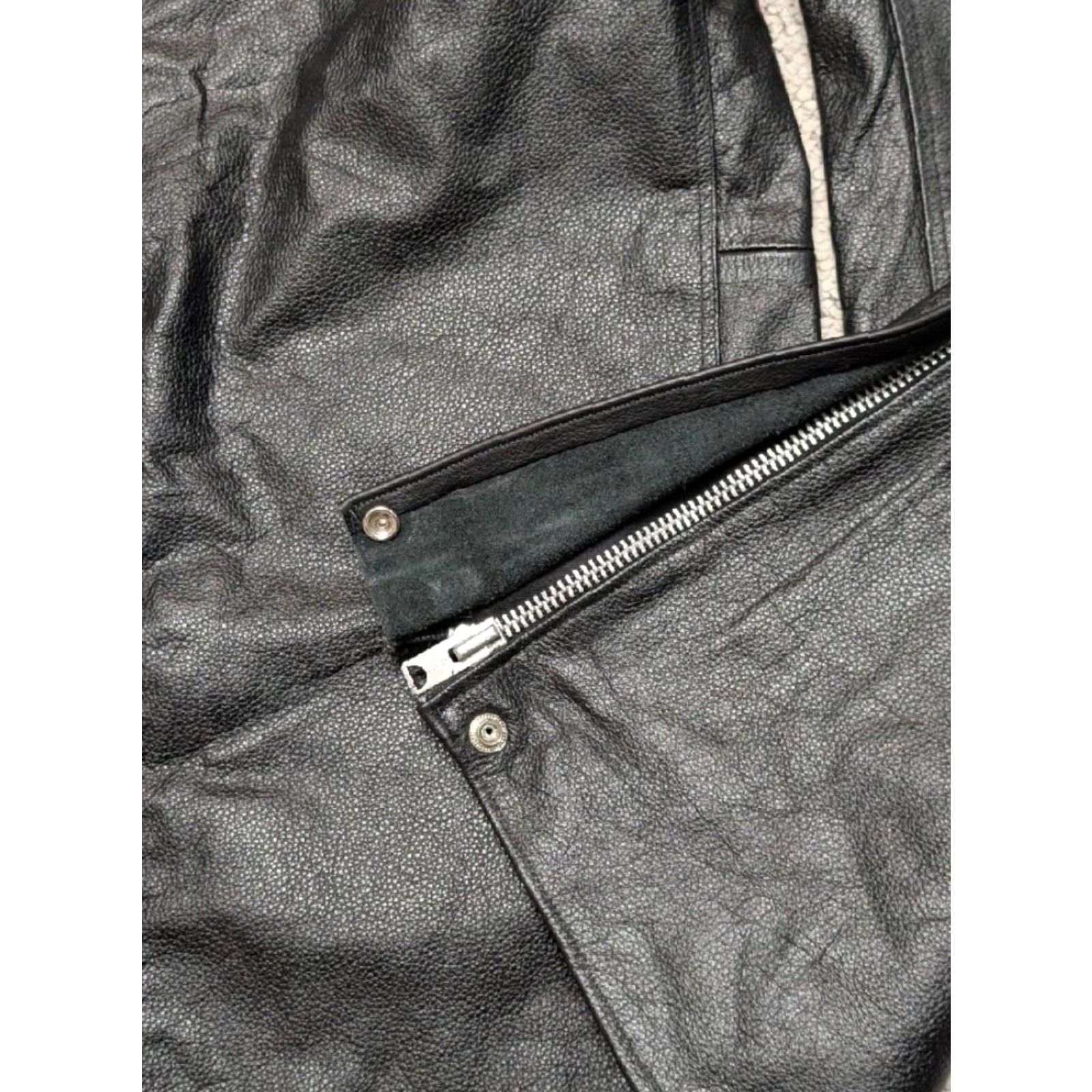 Vintage VINTAGE leather MOTORCYCLE pants BIKER jeans 48x32 black Cowhide Leather Mens Pants Size US 32 / EU 48 - 6 Thumbnail
