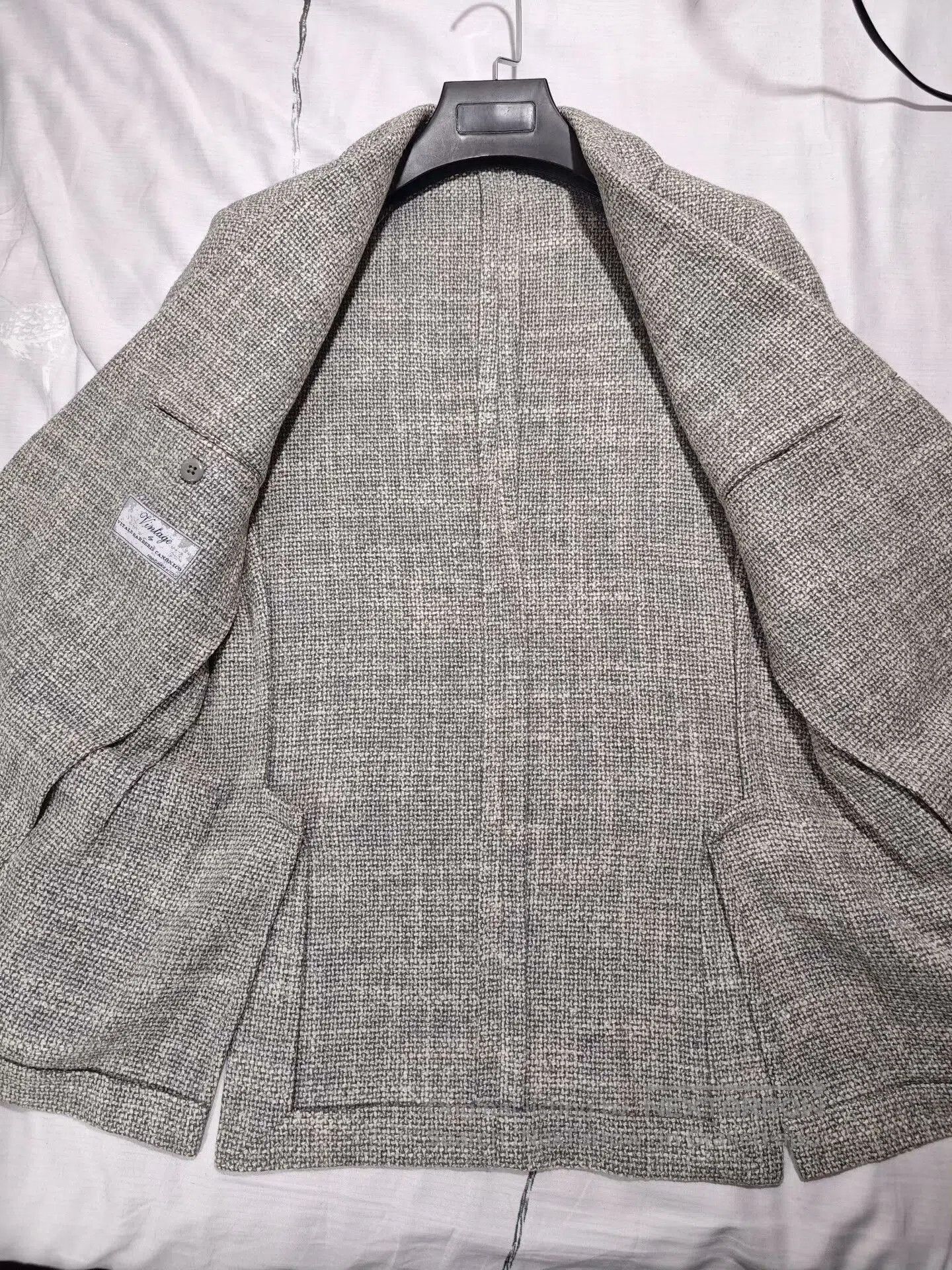 Japanese Brand Custom Gray Wool Silk Blend Suit. Size US S / EU 44-46 / 1 - 6 Thumbnail