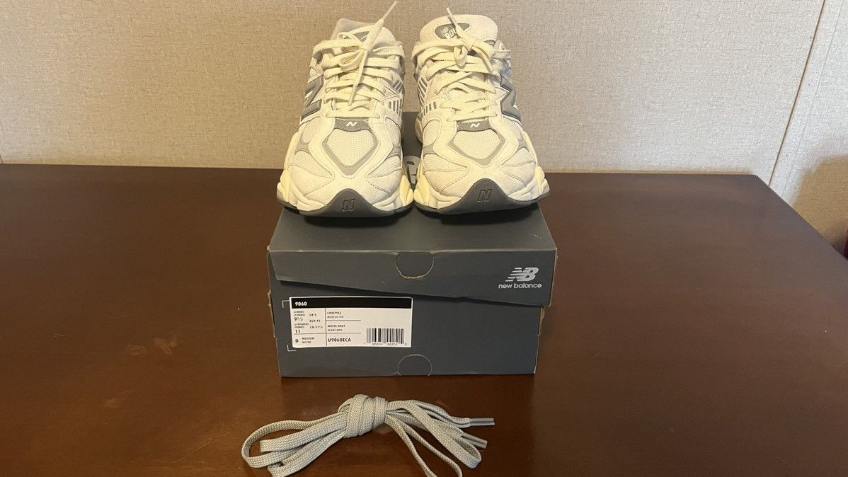 New Balance New Balance 9060 Size US 11 / EU 44 - 3 Thumbnail