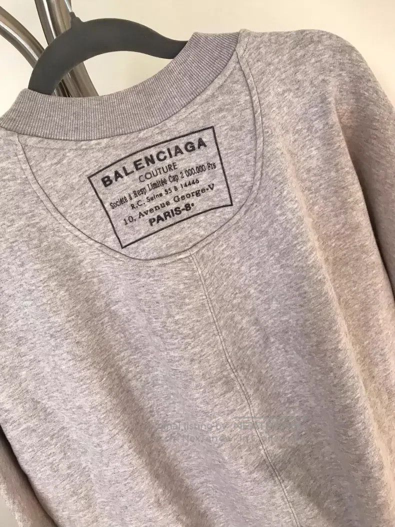 Balenciaga Balenciaga Fleece front short back long sweatshirt Size XS / US 0-2 / IT 36-38 - 5 Thumbnail