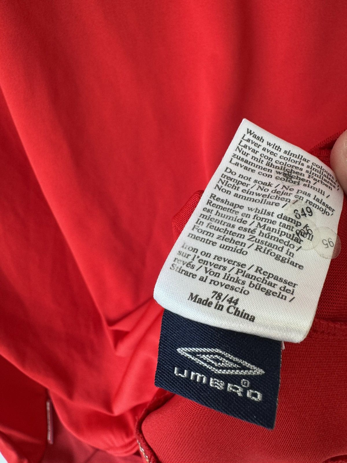 Umbro Vintage England 2006-2007 Away Soccer Jersey Umbro Football Size US L / EU 52-54 / 3 - 18 Thumbnail