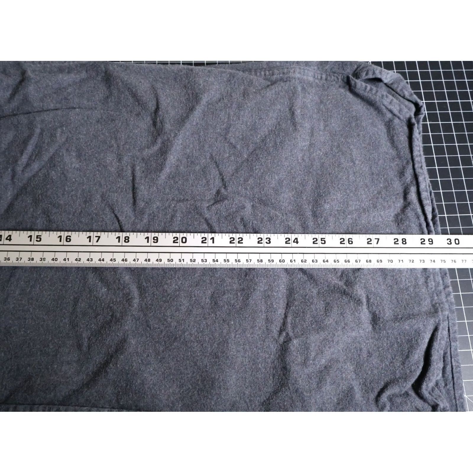 Vintage VINTAGE L.L. Bean Chamois Shirt Men's 2XL Gray Heavyweight Workwear Grunge Flannel Shirt Size US XXL / EU 58 / 5 - 7 Thumbnail