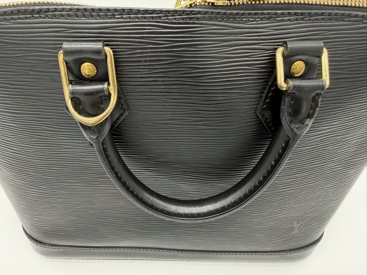 Louis Vuitton Louis Vuitton Epi Alma Handbag – Black – M52142 Size ONE SIZE - 22 Thumbnail