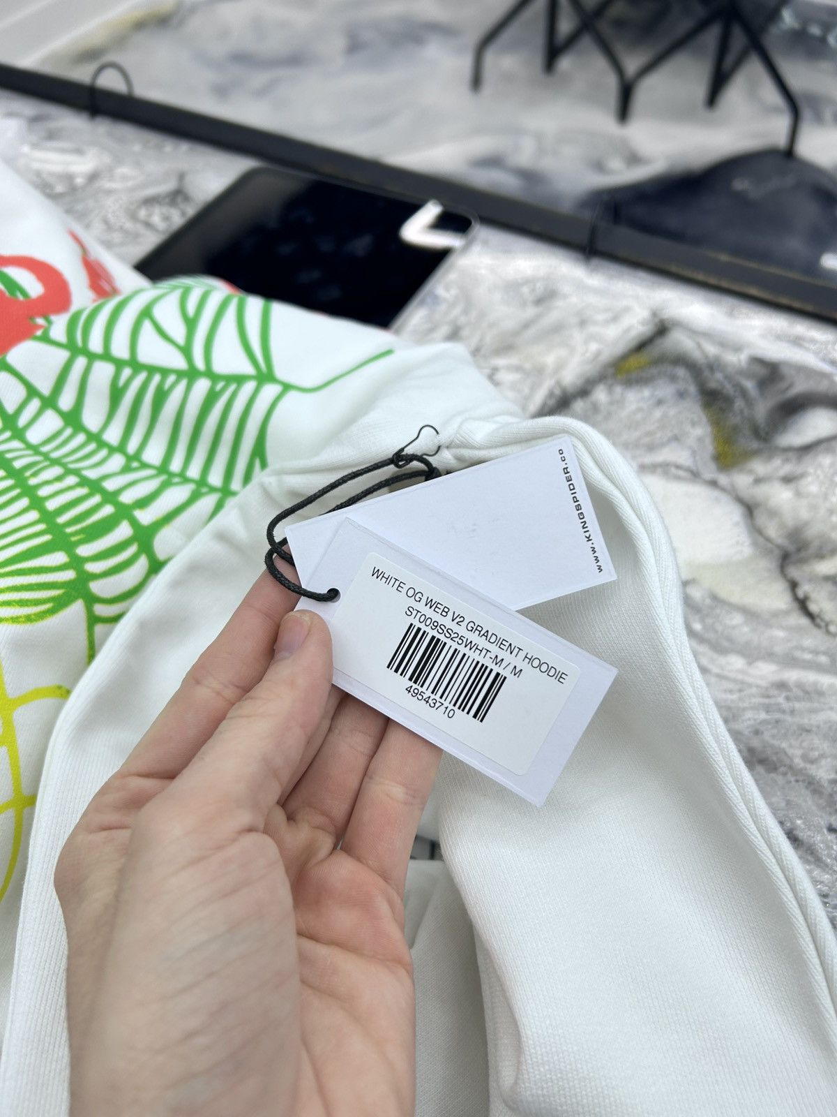 Sp5der Sp5der OG Web V2 Gradient Hoodie White Orange Green Size M Size US M / EU 48-50 / 2 - 14 Thumbnail