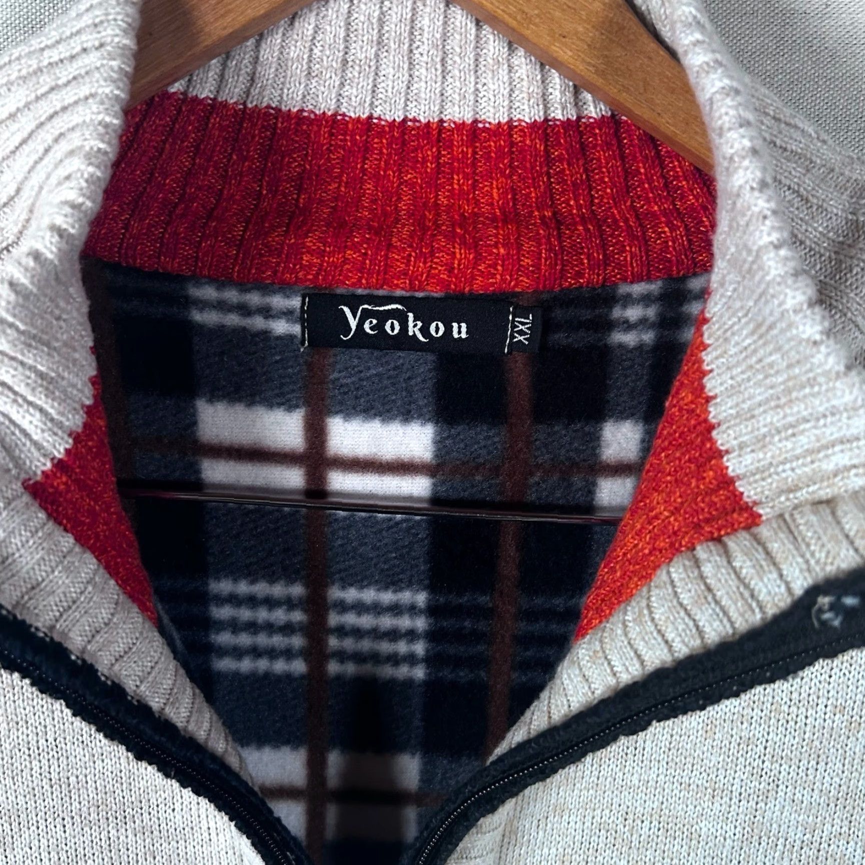 Vintage Yeokou Mens XXL Sweater Full Zip Mock Neck Beige Oatmeal Wool Cashmere Knit Heavyweight Lined Pockets Size US XXL / EU 58 / 5 - 2 Thumbnail