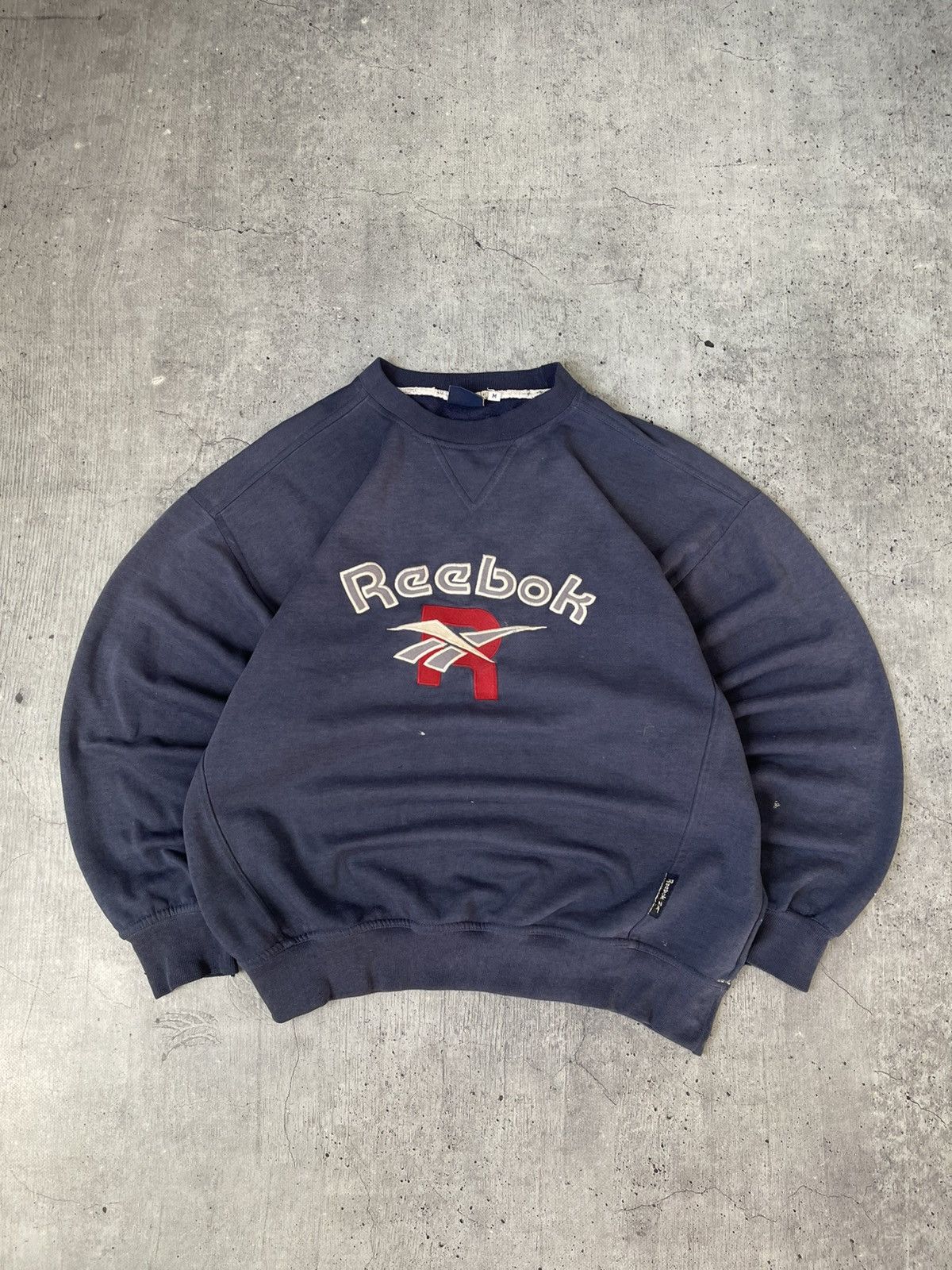 Reebok Vintage 90’s Reebok Faded Distressed Stained Sweatshirt Size US M / EU 48-50 / 2 - 1 Thumbnail