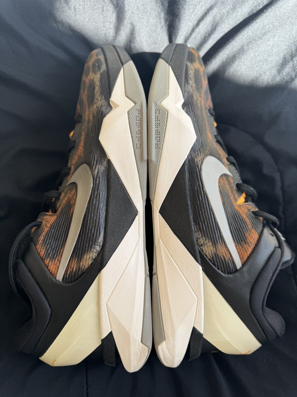 Nike Kobe 7 Cheetah Size US 12 / EU 45 - 3 Thumbnail