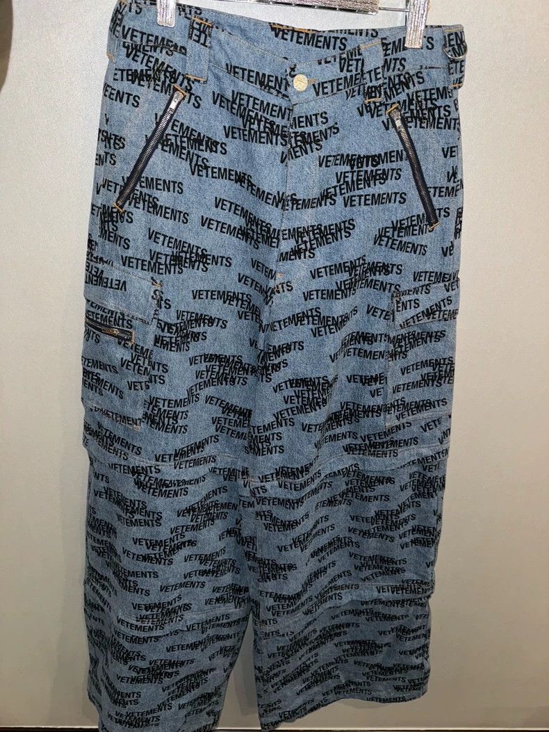 Vetements Vetements Washed Distressed Print Short Sleeve Size US 32 / EU 48 - 1 Thumbnail