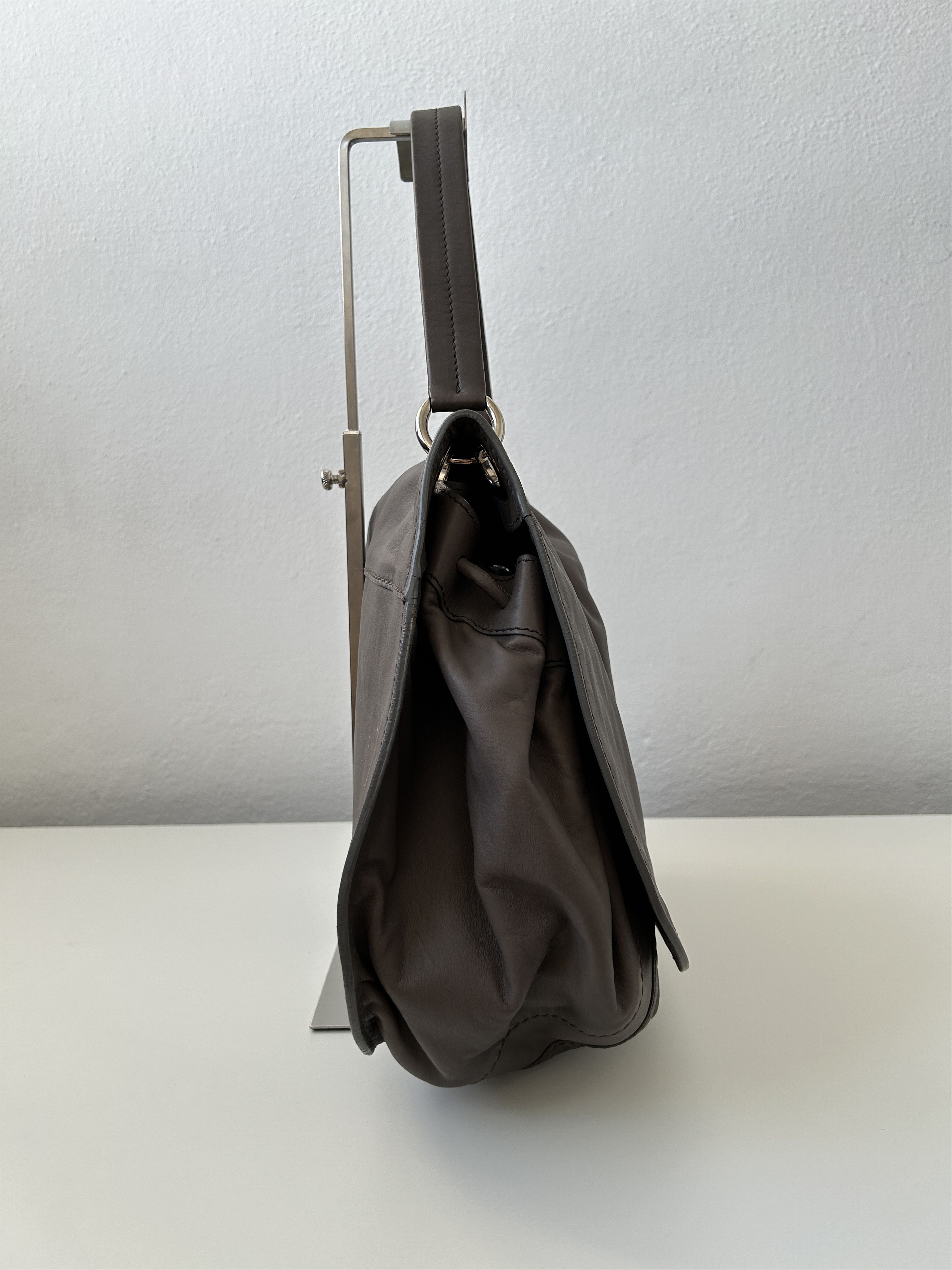 Dolce & Gabbana D&G Natalia leather drawstring hobo handbag Size ONE SIZE - 3 Thumbnail