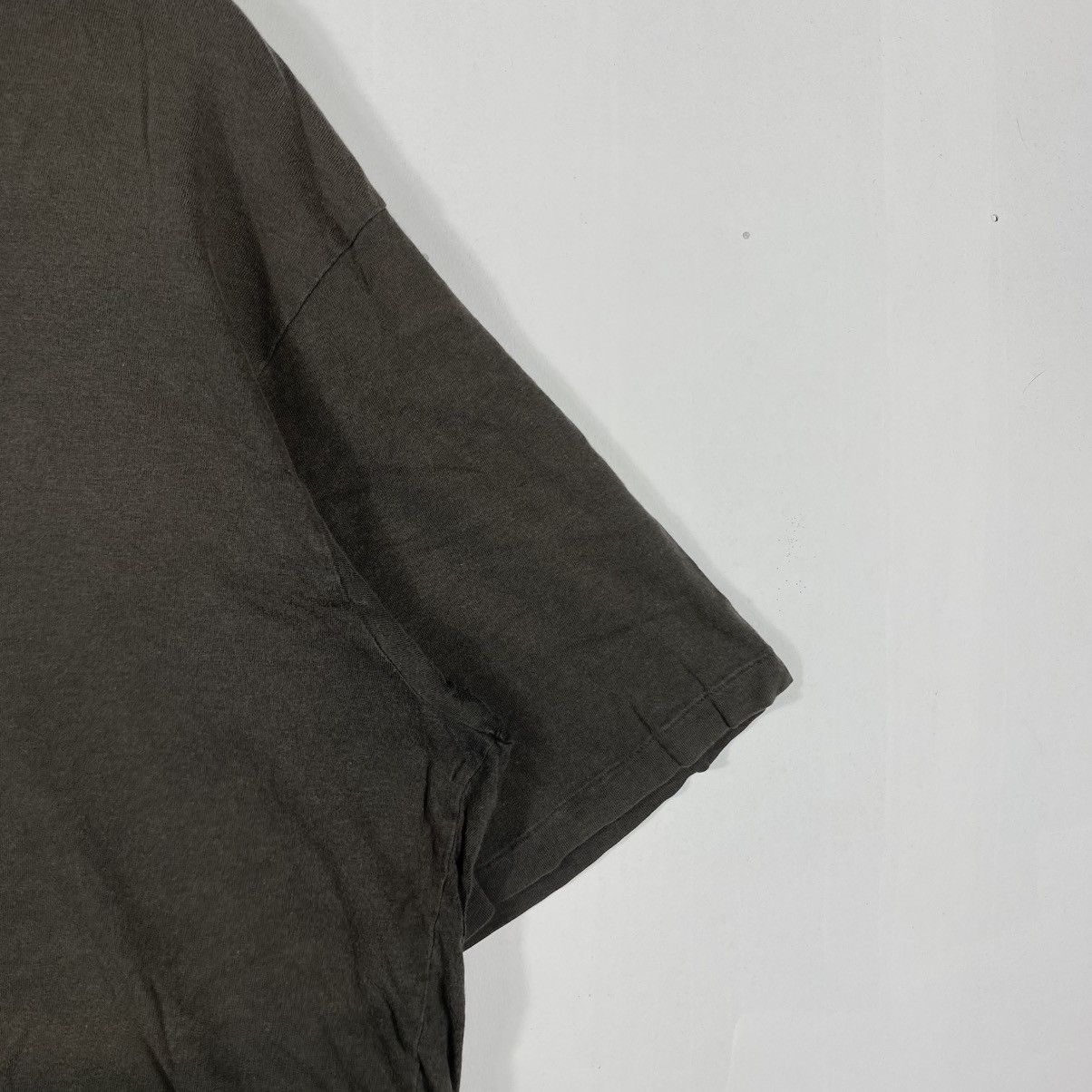 Yohji Yamamoto Japanese Famous Designer 80's YOHJI YAMAMOTO Faded Brown Tee Size US M / EU 48-50 / 2 - 3 Thumbnail
