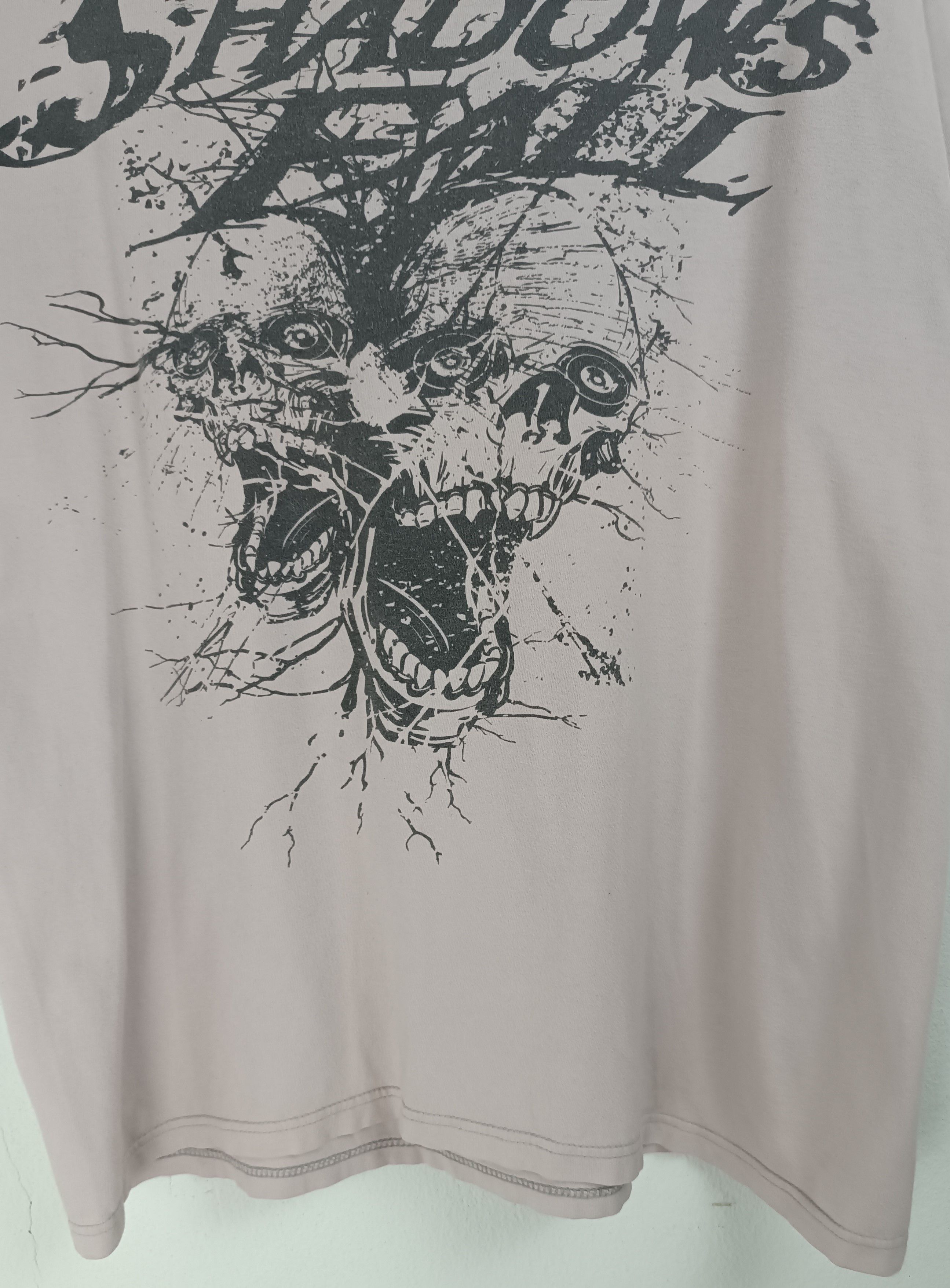 Band Tees VINTAGE Y2K SHADOWS FALL TEE killswitch unearth hatebreed Size US L / EU 52-54 / 3 - 8 Thumbnail