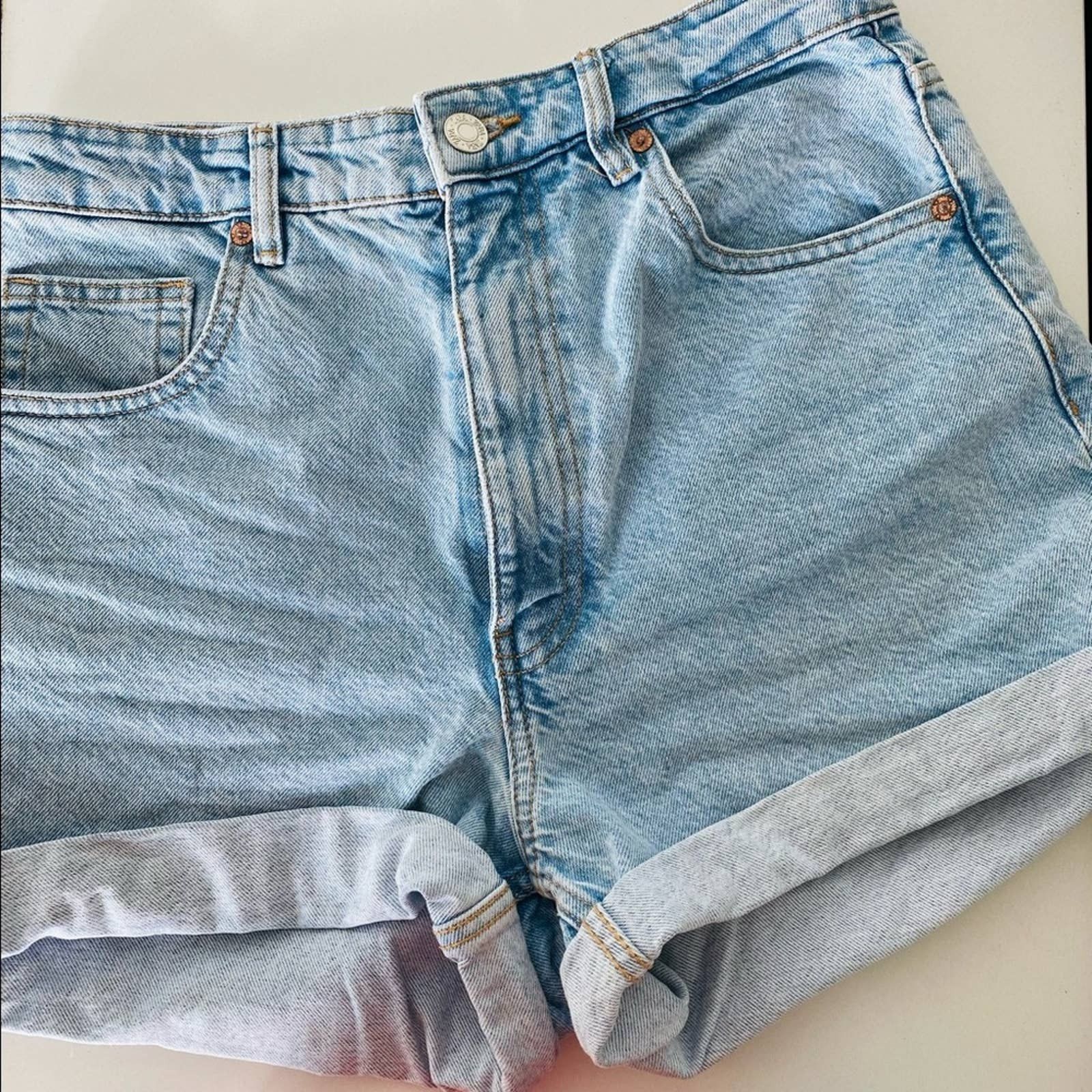Zara ZARA Light Denim High Rise Mom Straight Jeans Vintage Shorts Size 30" / US 8 / IT 44 - 3 Thumbnail