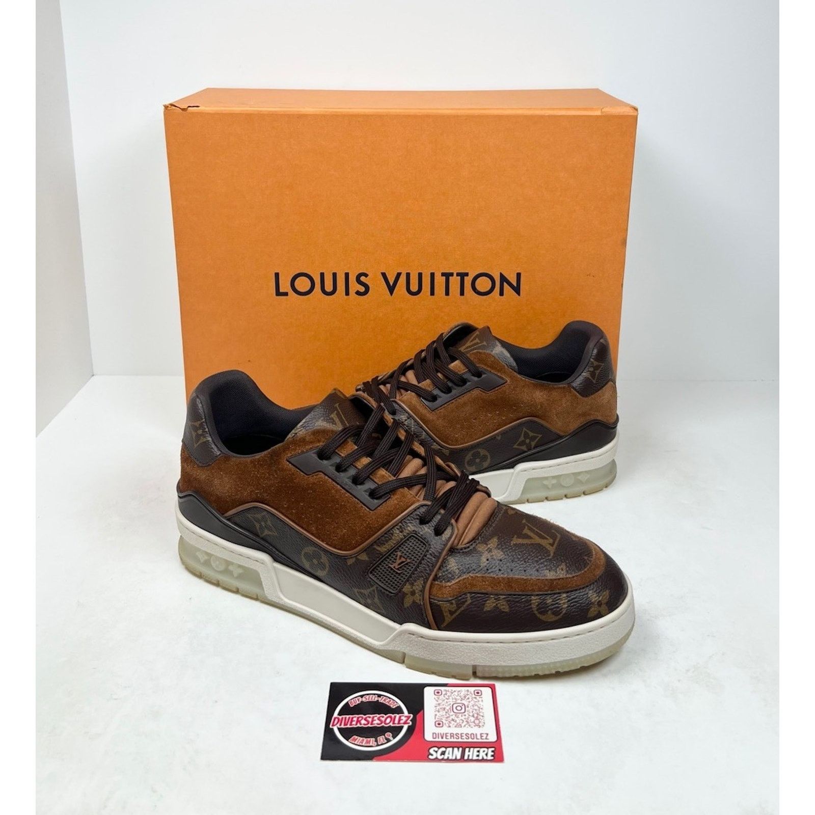 Louis Vuitton Size 8.5LV/9.5US - Louis Vuitton Brown Suede Size US 9.5 / EU 42-43 - 1 Thumbnail
